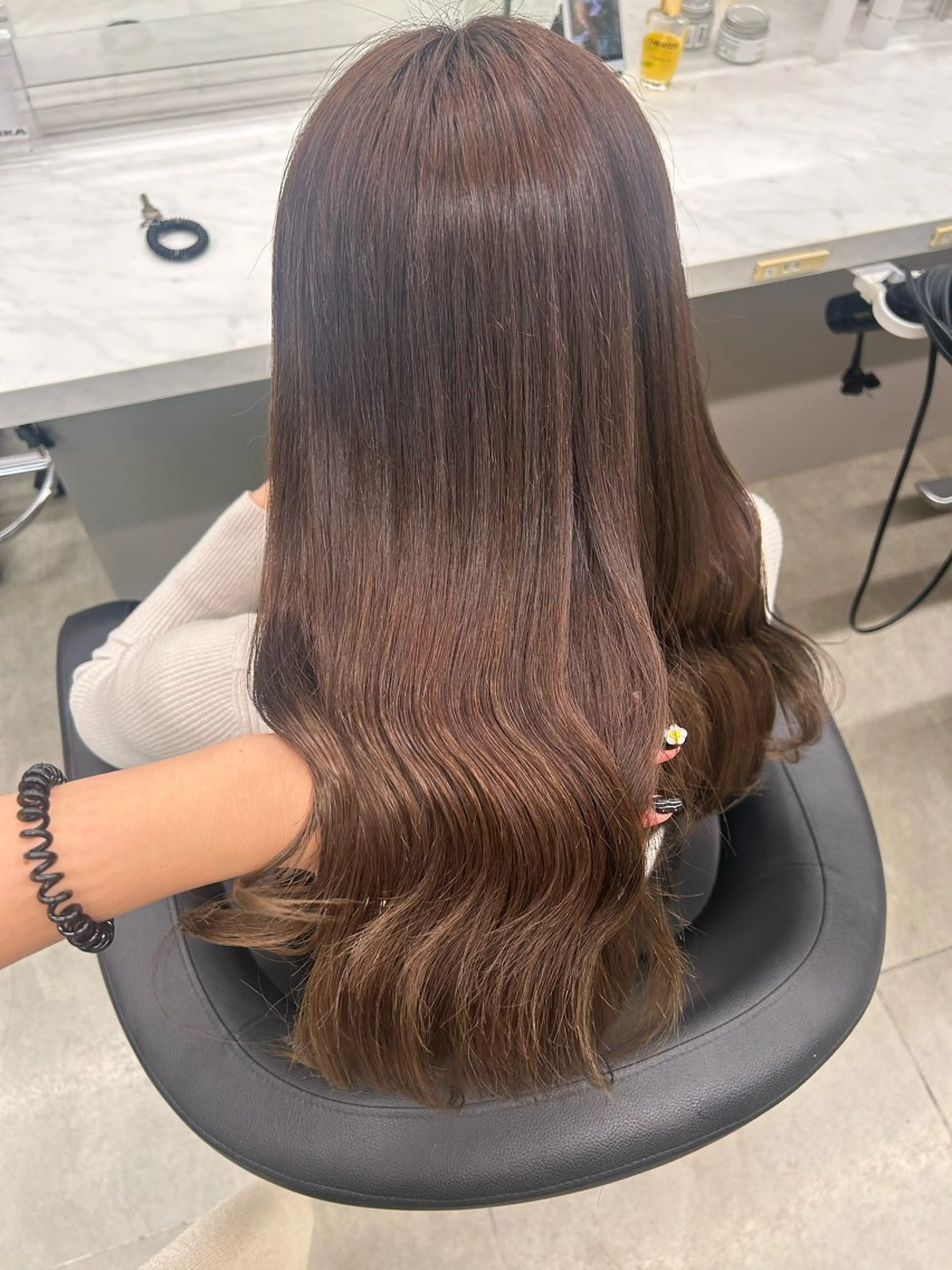 カラー 透明感ベージュ🤎 ナチュラルレイヤーのヘアスタイル