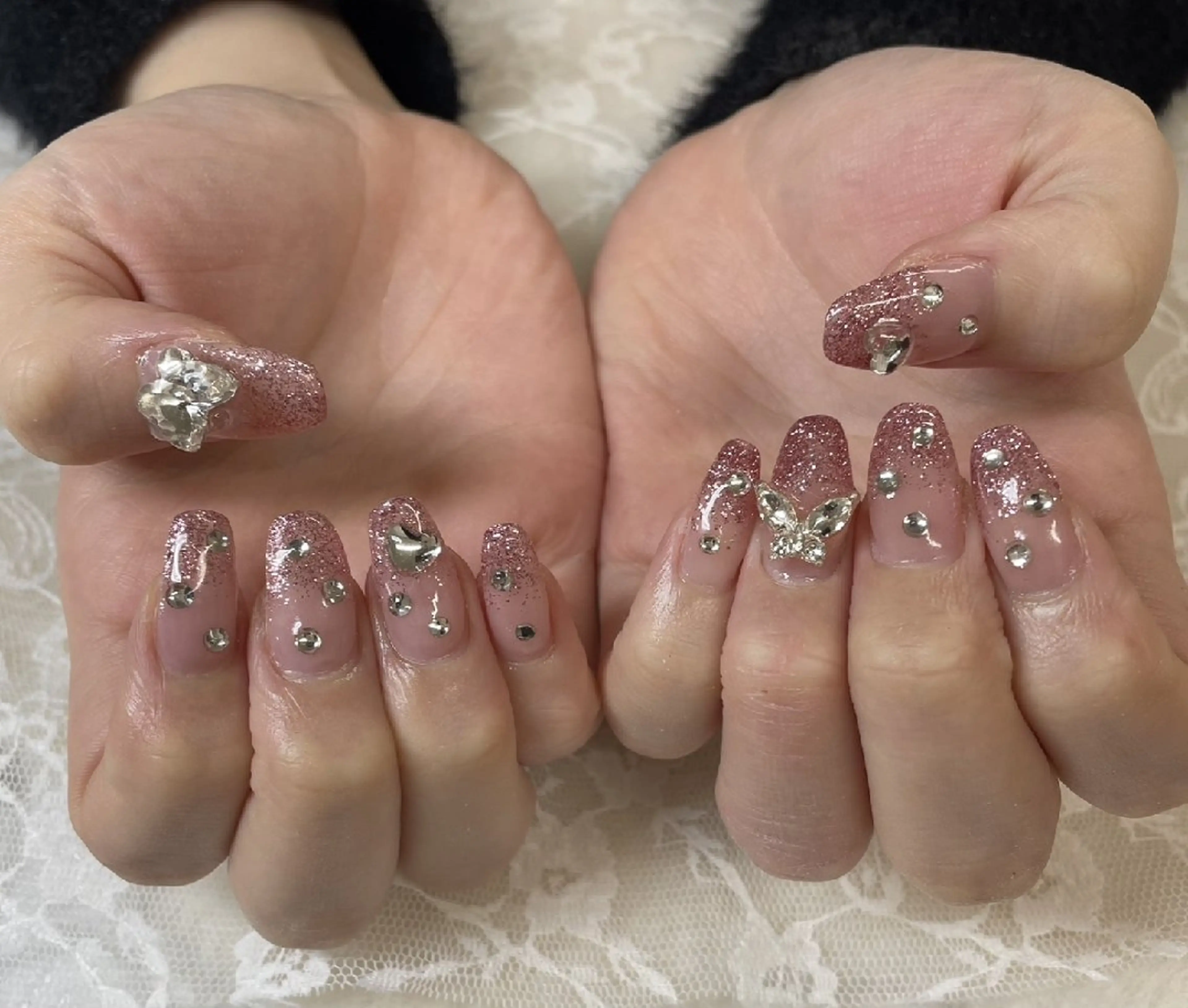 ネイル グラデーション ピンク ワンホンネイル ハンドネイル ハンドケア 心斎橋Salon Epokkuのネイルデザイン