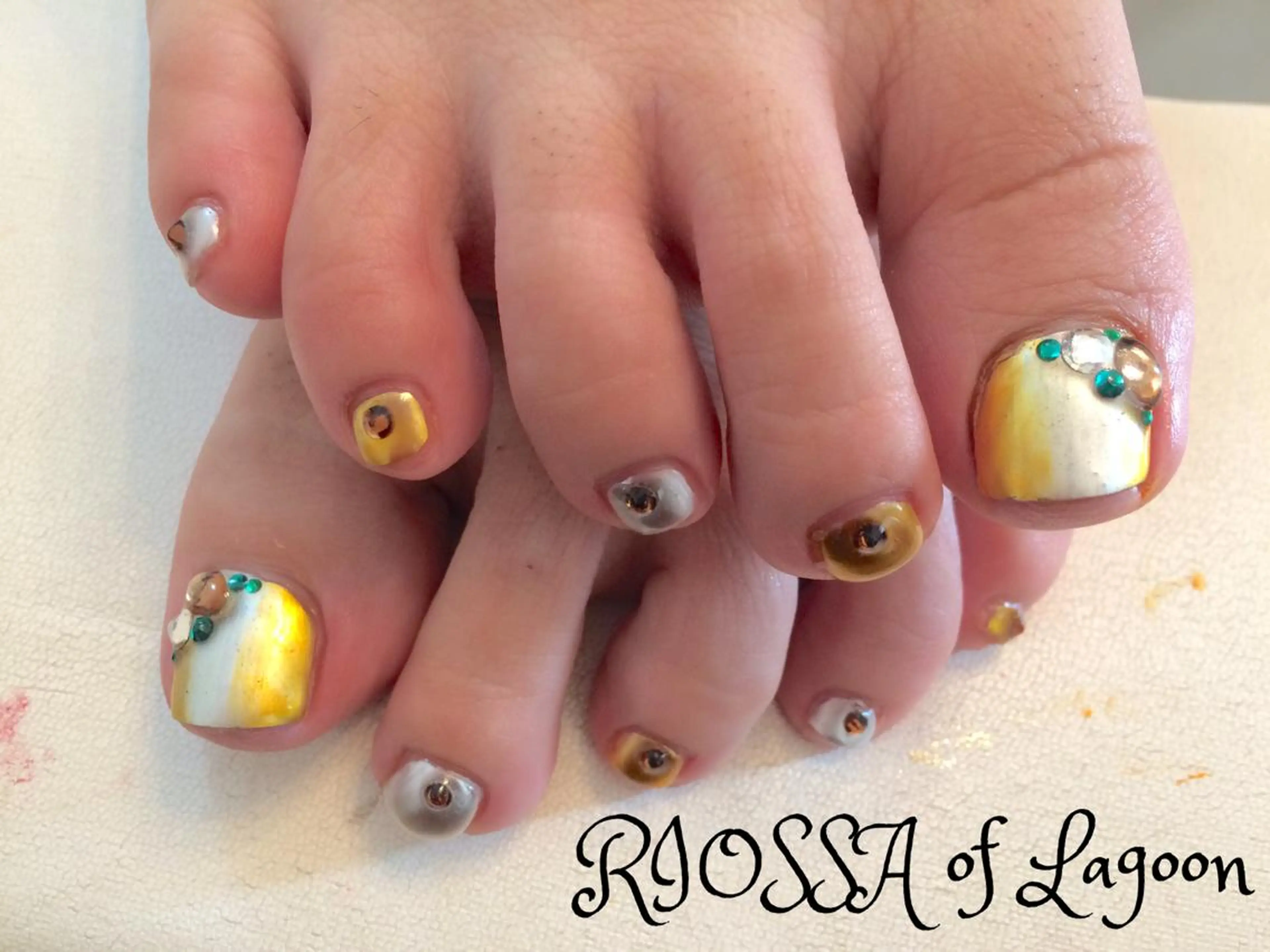 ネイル ジェルネイル 持ち込み リオッサ  オブ ラグーン神戸店のエステ・リラクイメージ