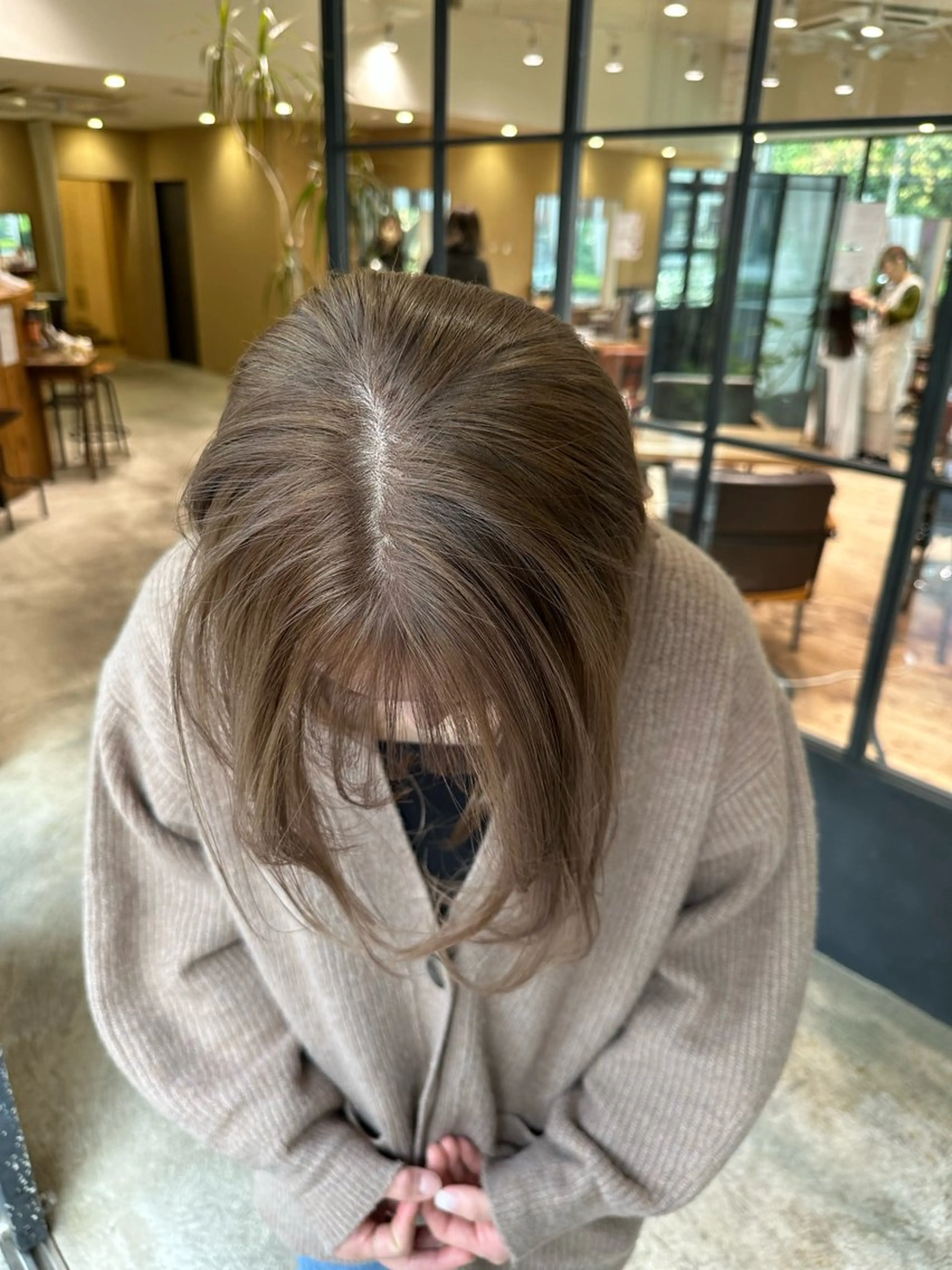 セミロング カット ヘアカラー トリートメント 平野恵/透明感カラー ブリーチ/ボブのヘアスタイル