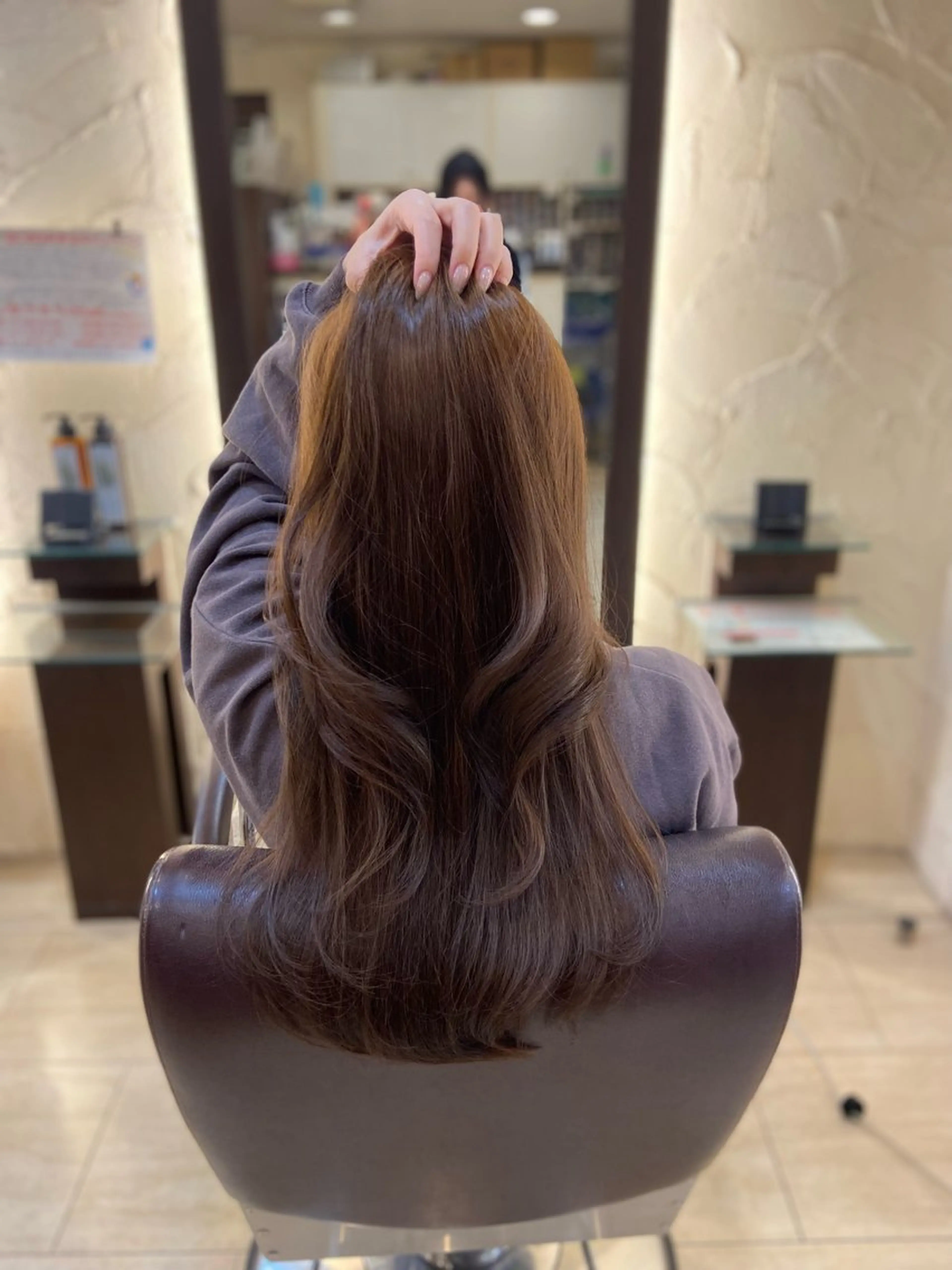 ロング 青山 光のヘアスタイル