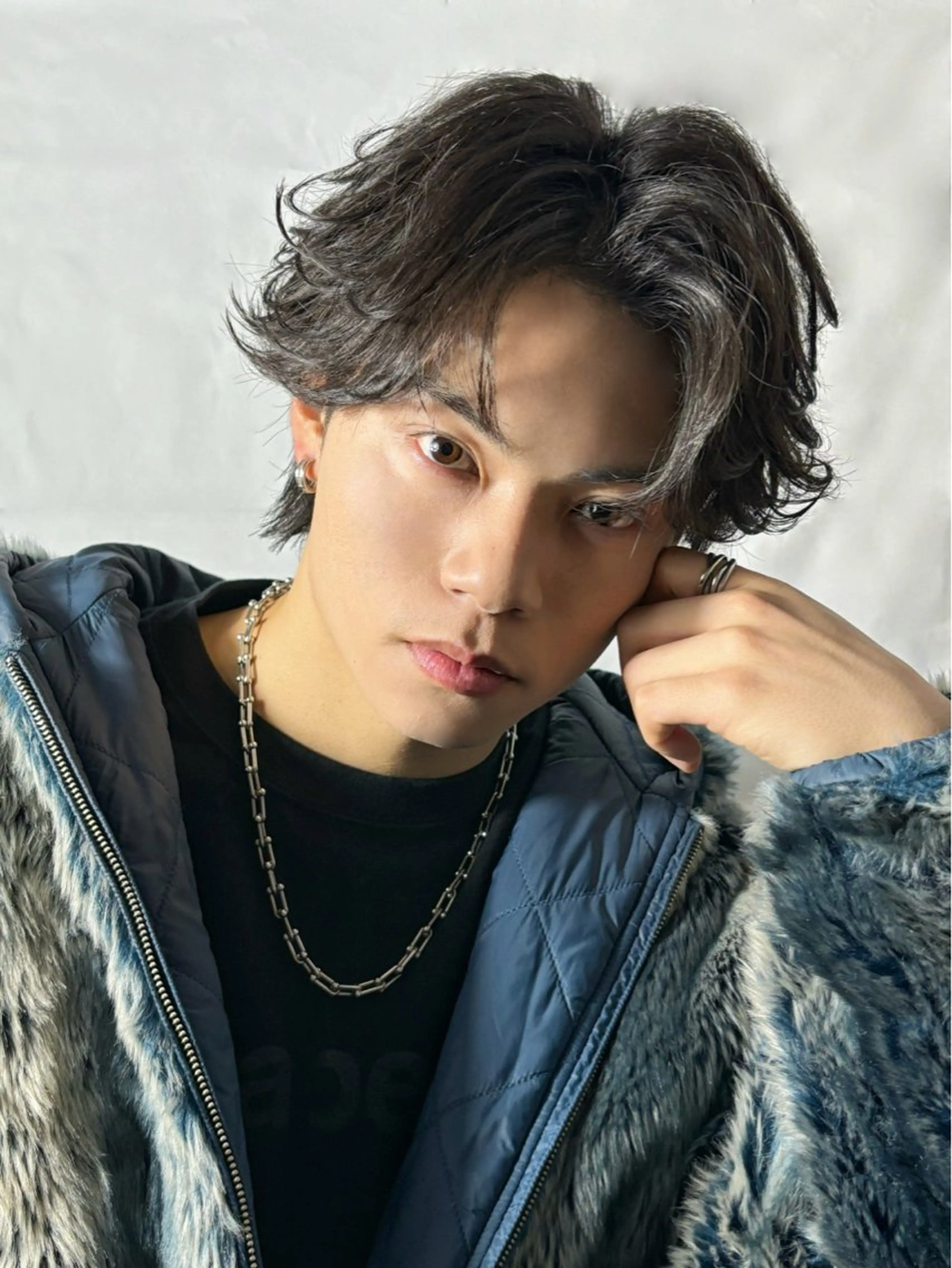 ショート パーマ メンズ カット パーマ ✨️センターパート/ 曲がる縮毛矯正✨️のヘアスタイル