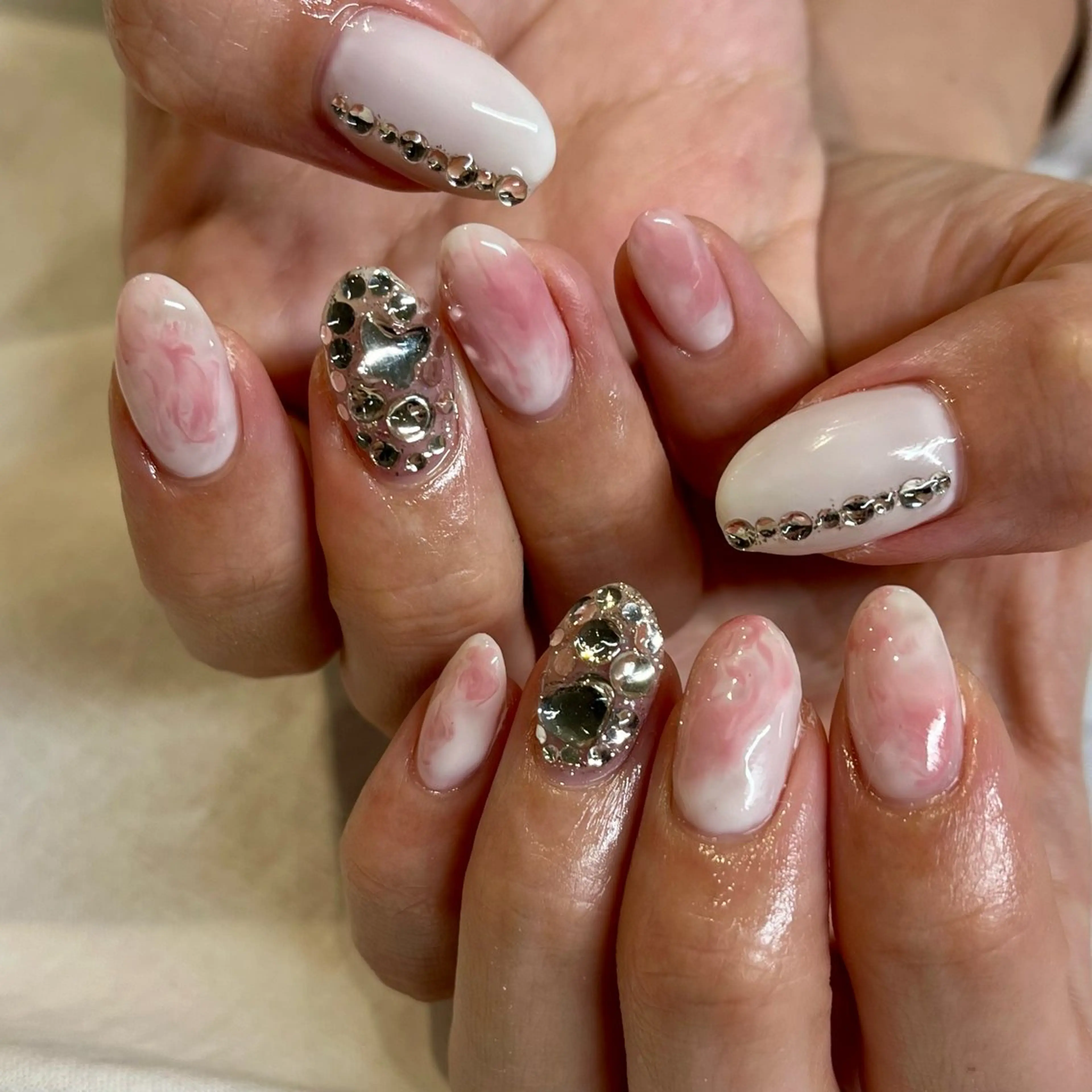 ネイル ブライダルネイル nail room Hotori.のネイルデザイン