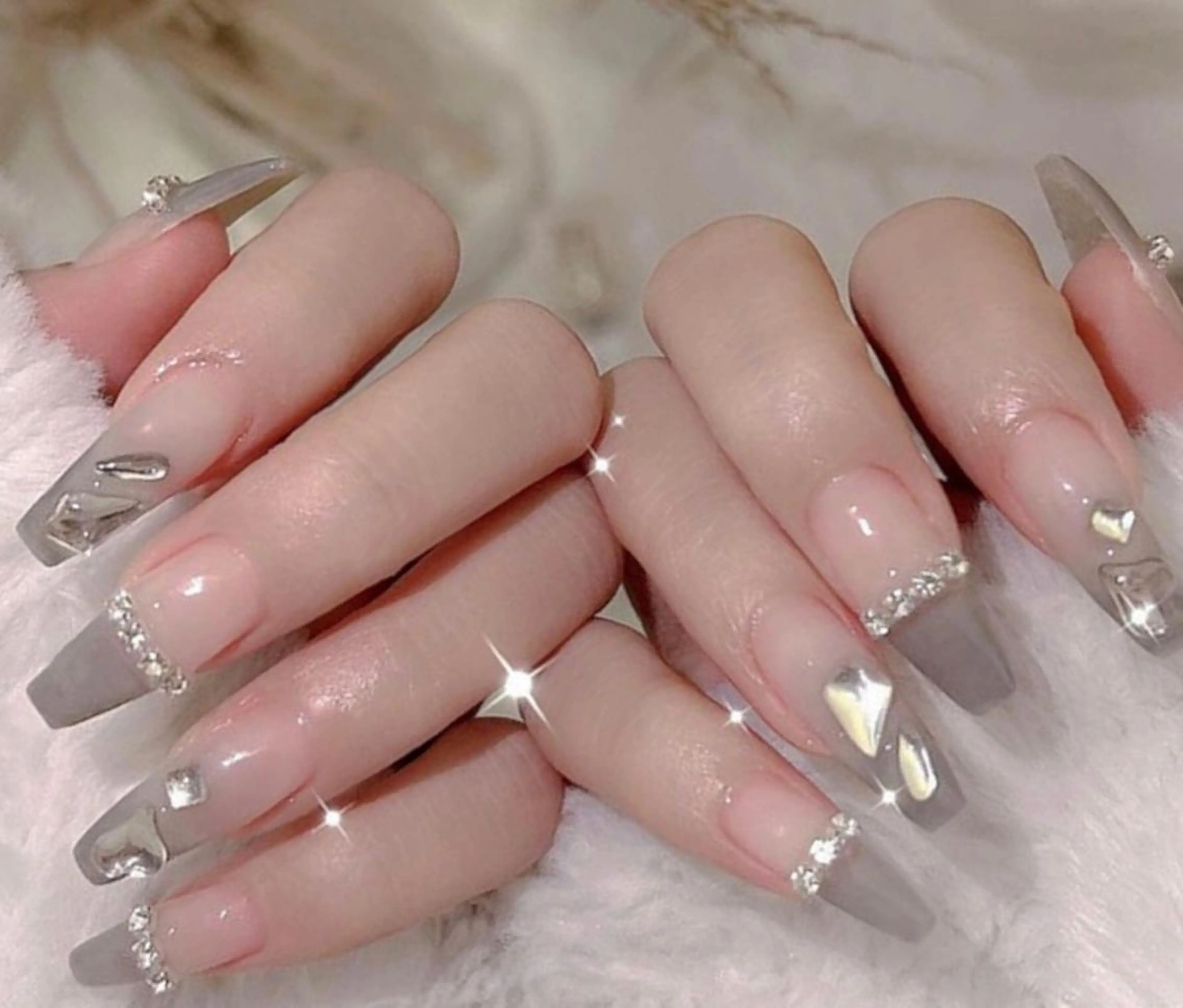 ネイル ラッキーネイルサロン 西川口東口店のネイルデザイン