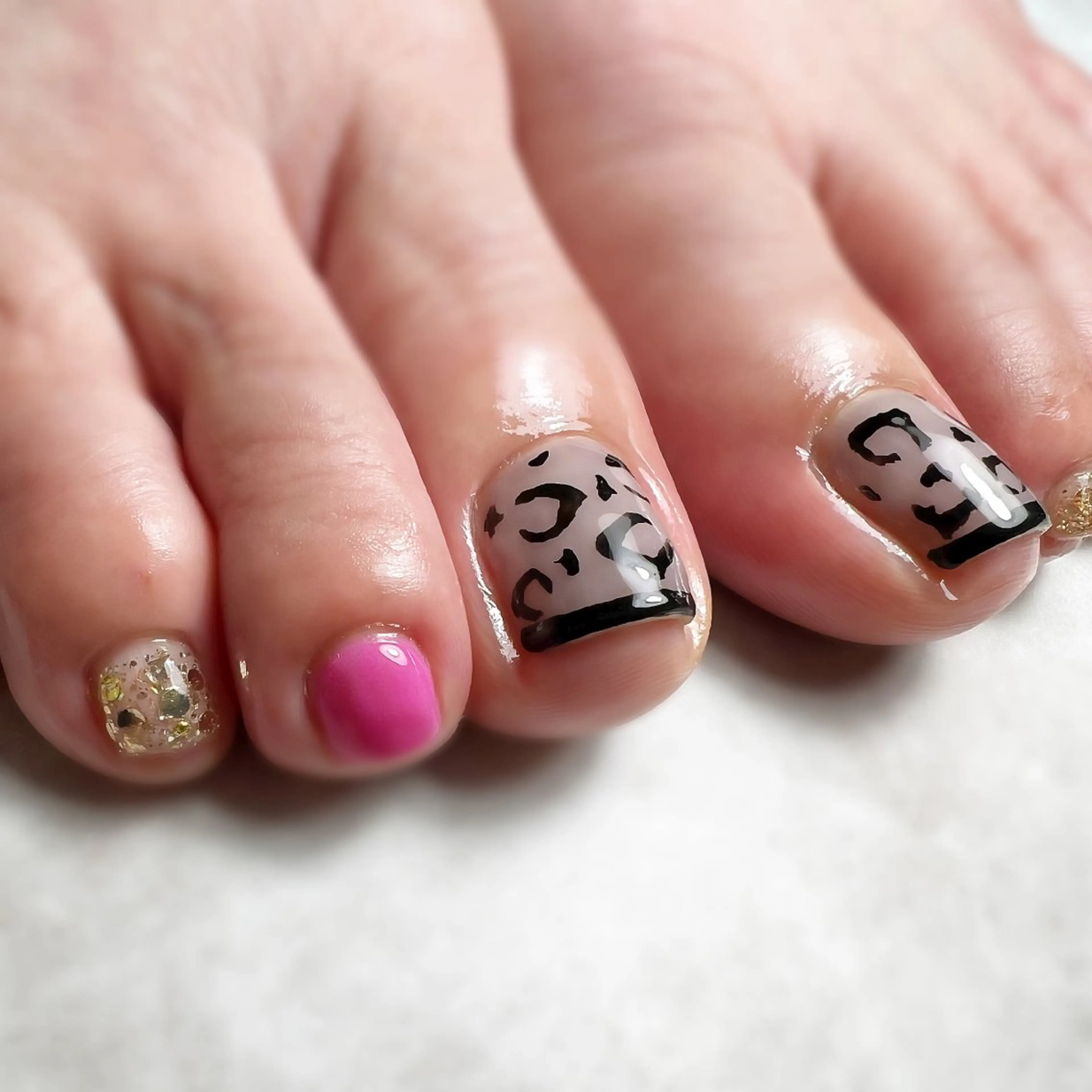 ネイル ハンドネイル フットネイル NAILsalon Laki(ラキ)のネイルデザイン