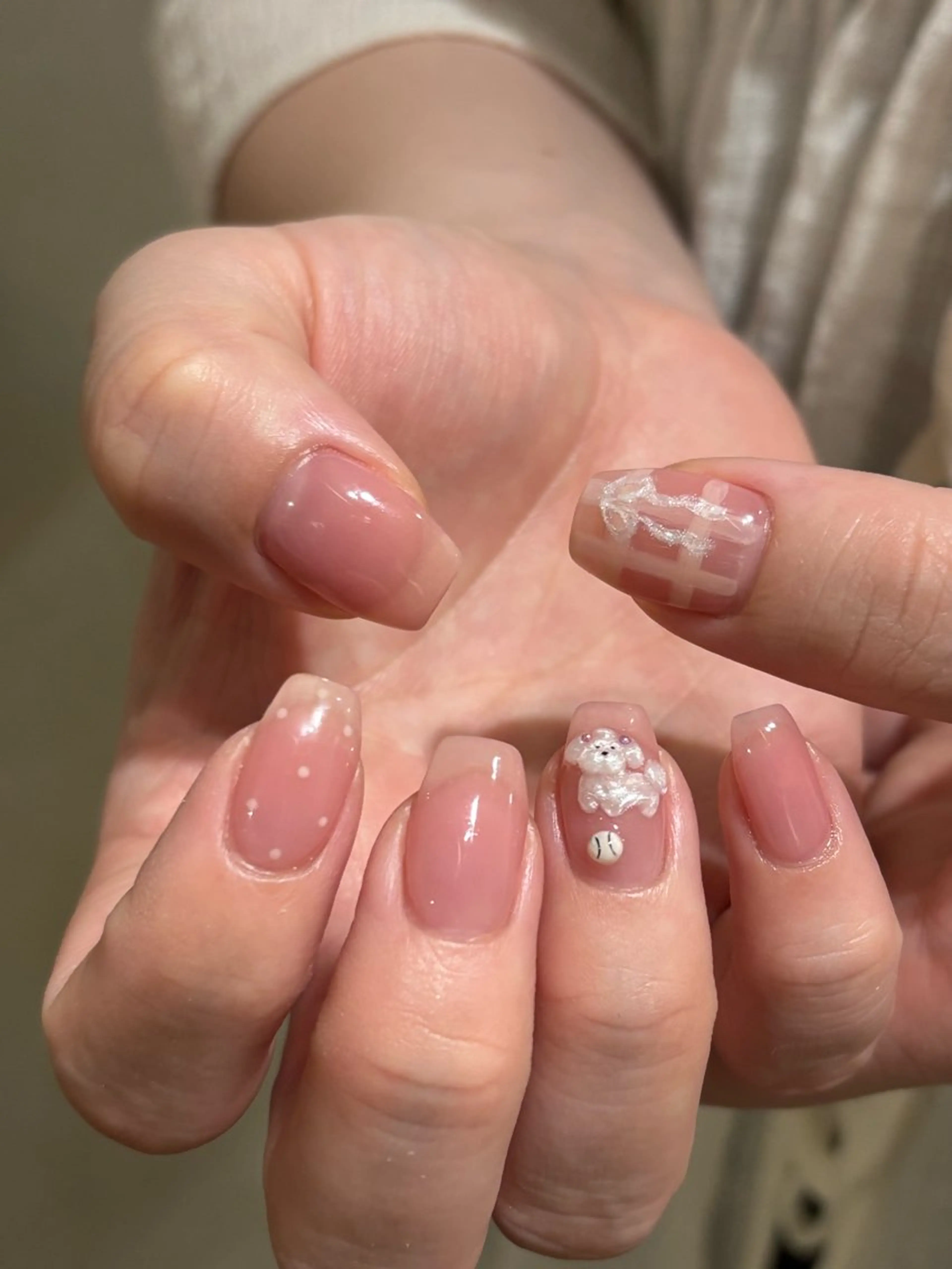 ネイル emi 🧸のネイルデザイン