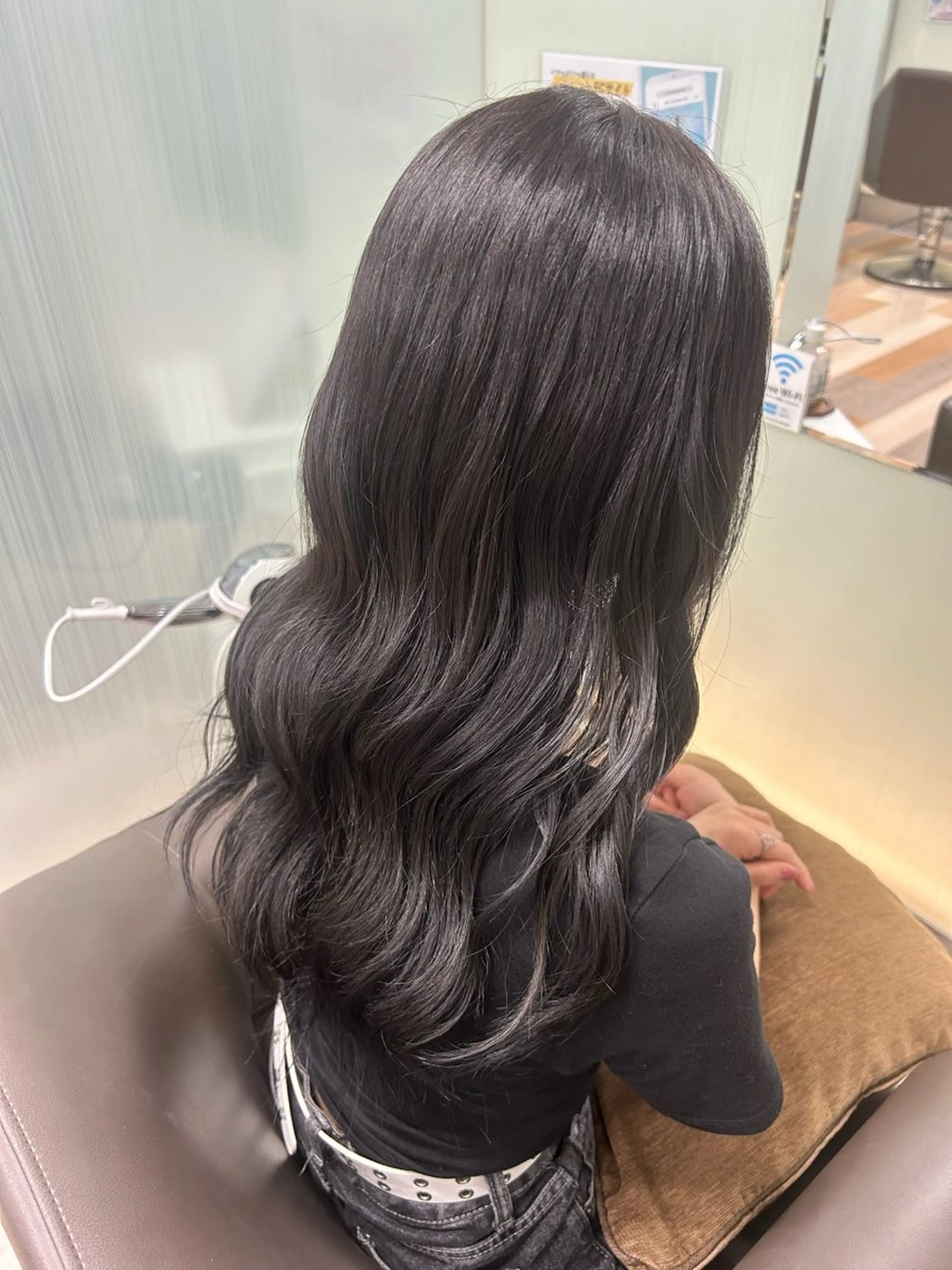 ロング カラー 透明感カラー ダークグレー ダークグレージュ グレージュ ヘアカラー カット⚡️カラー🫧 募集中/愛海のヘアスタイル