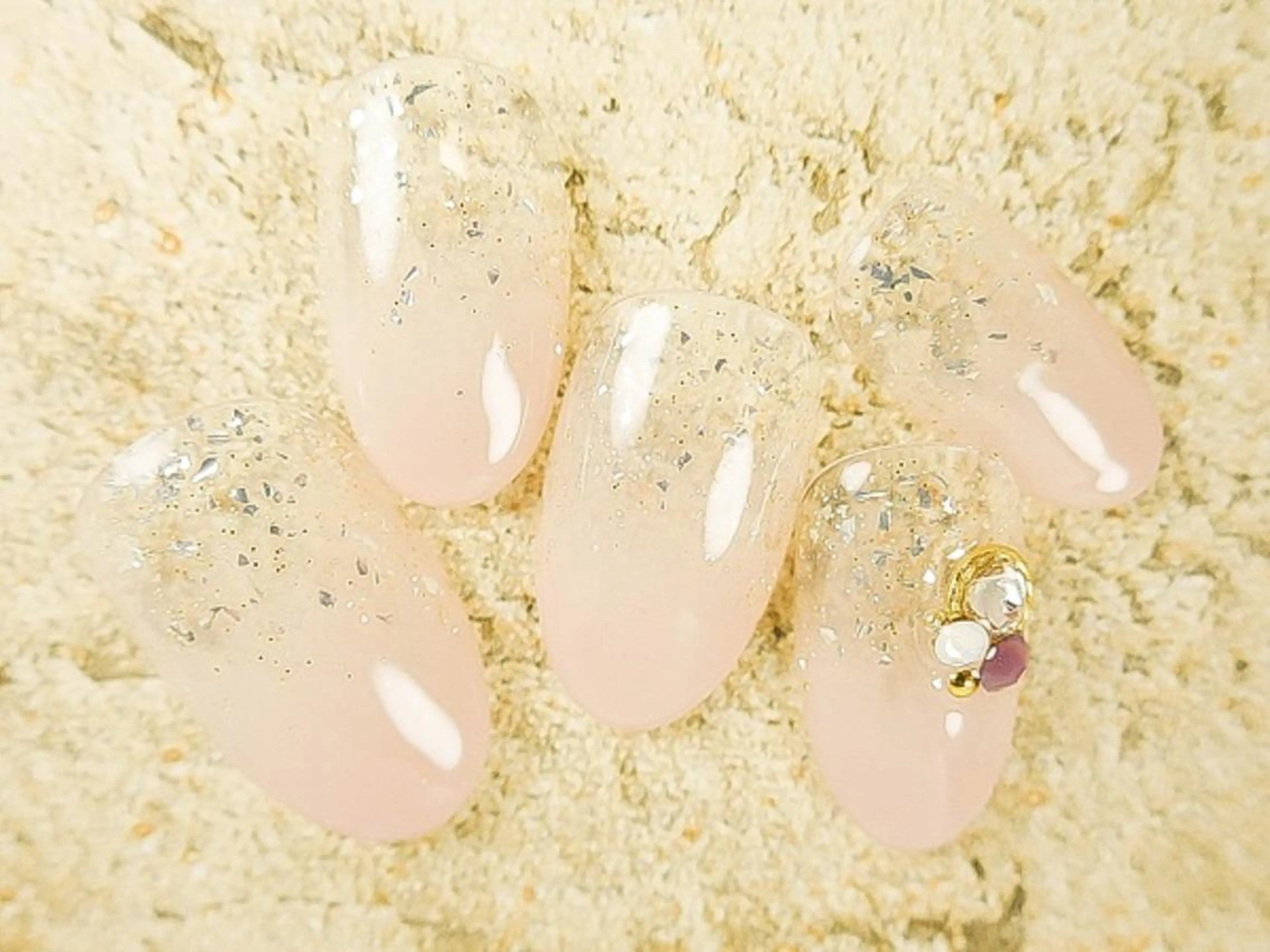 ネイル Nagumo Mのネイルデザイン