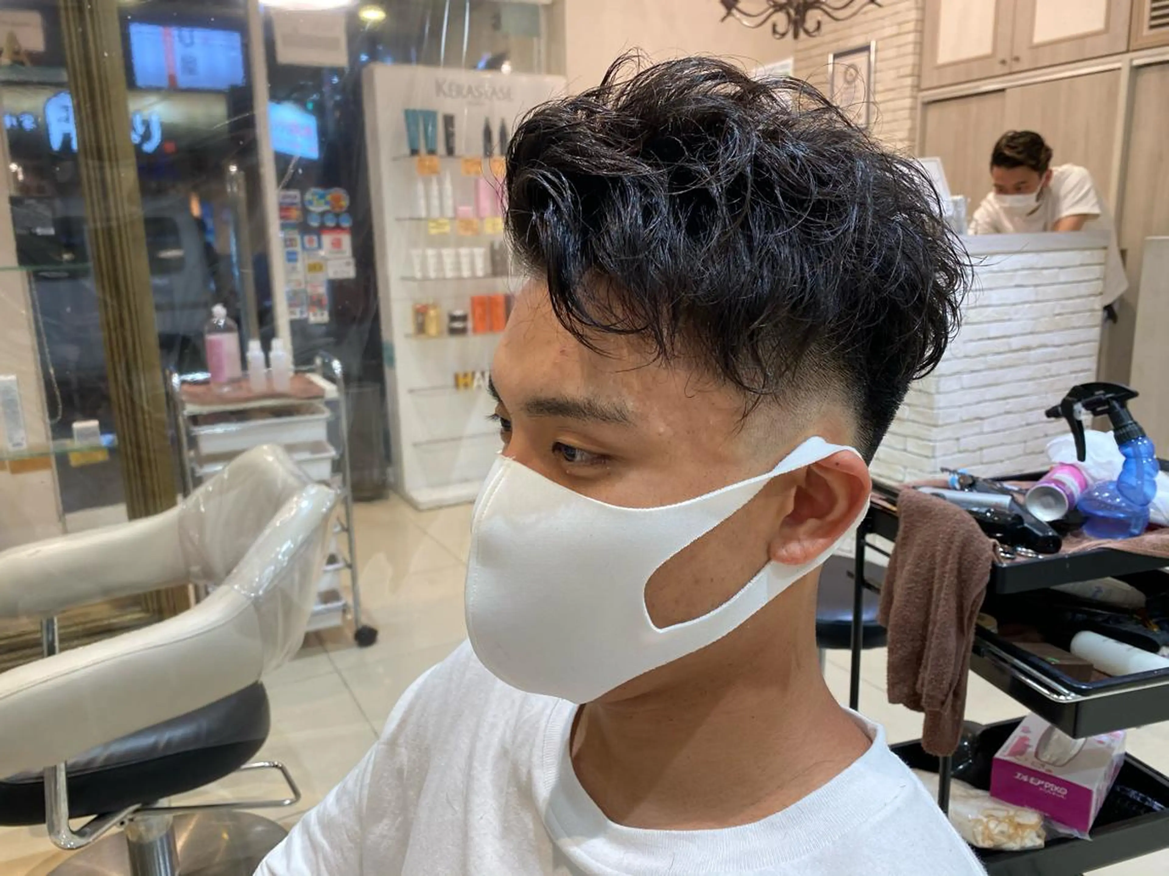 パーマ メンズ 似合う髪型が 分からない方へのヘアスタイル