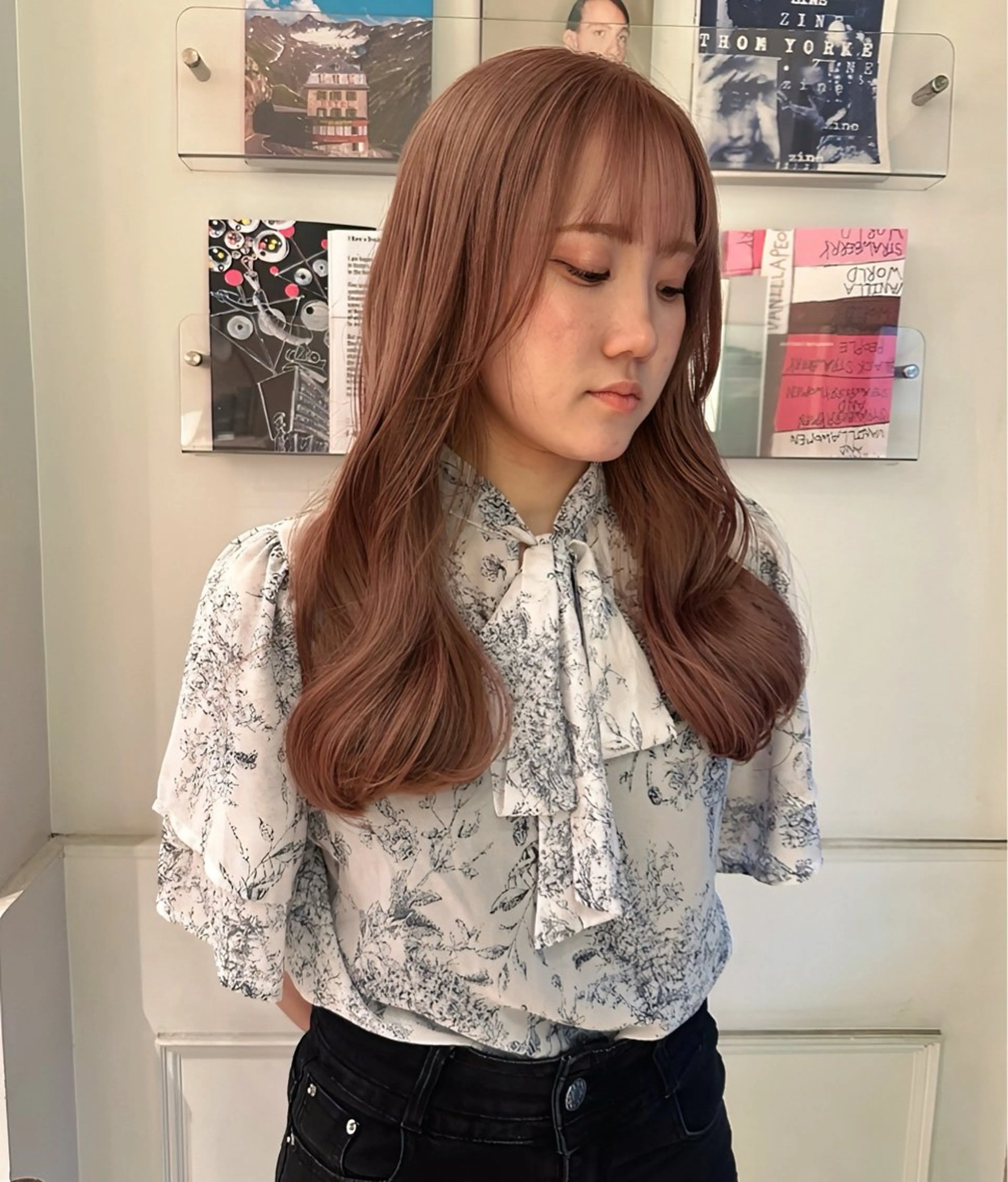 セミロング Manaka🟤 今泉　Musiiikのヘアスタイル