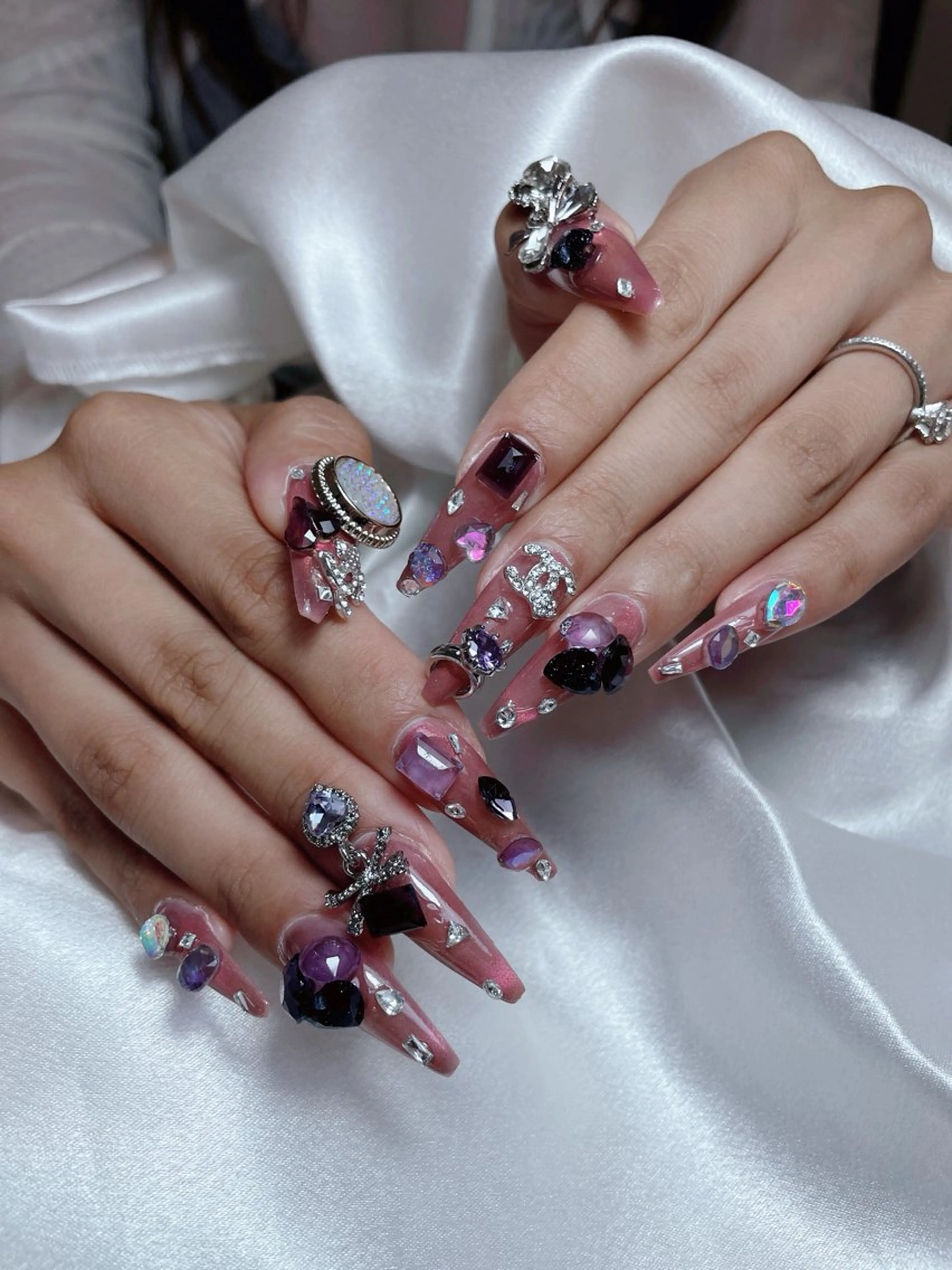 ネイル リサ ネイルサロンのネイルデザイン