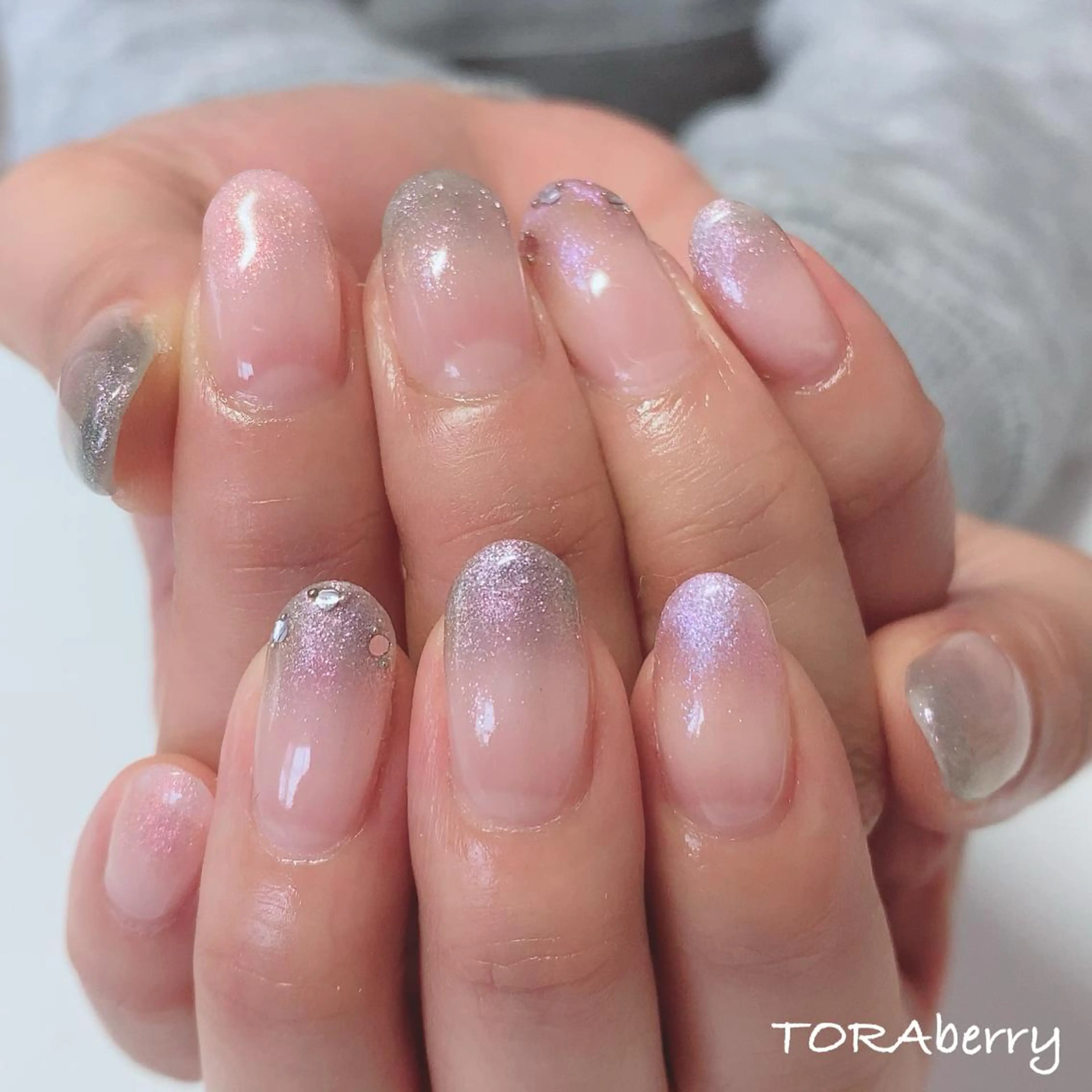 ネイル ハンドネイル ネイリスト なつみのネイルデザイン