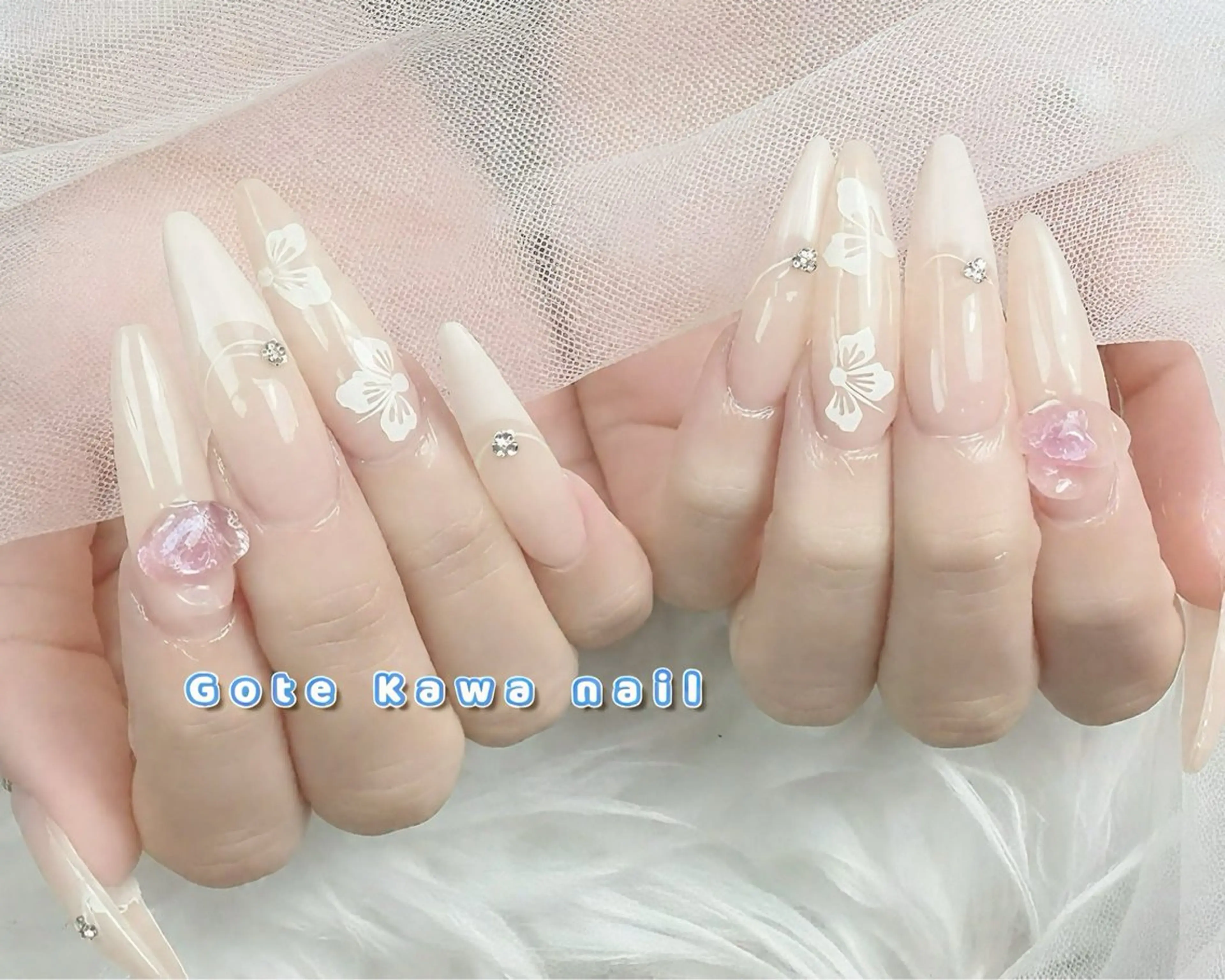 ネイル フラワーネイル 春ネイル ハンドネイル ハンドケア Gote Kawa nail salonのネイルデザイン