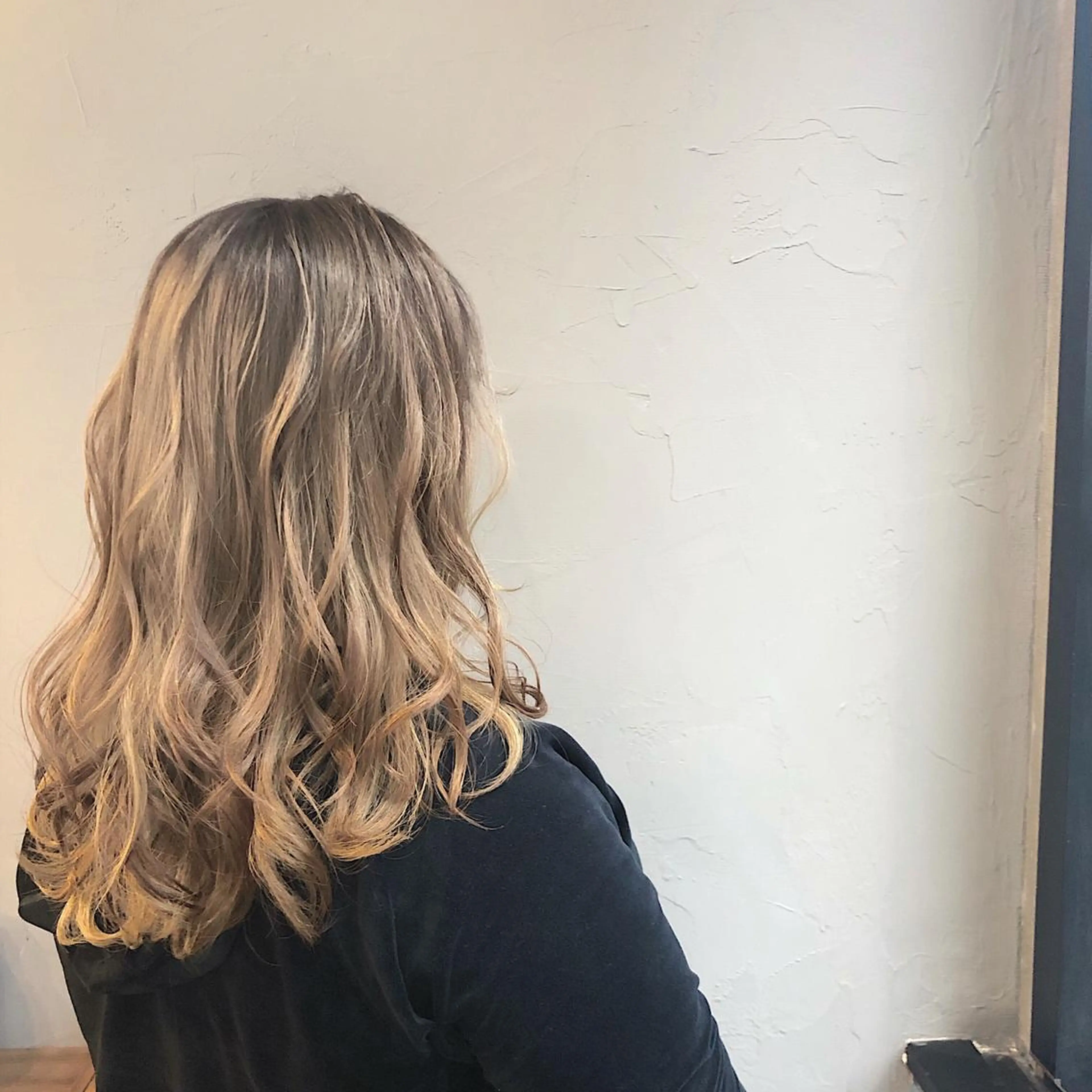 🌟ケアブリーチWカラー🌟+カット+トリートメントの写真