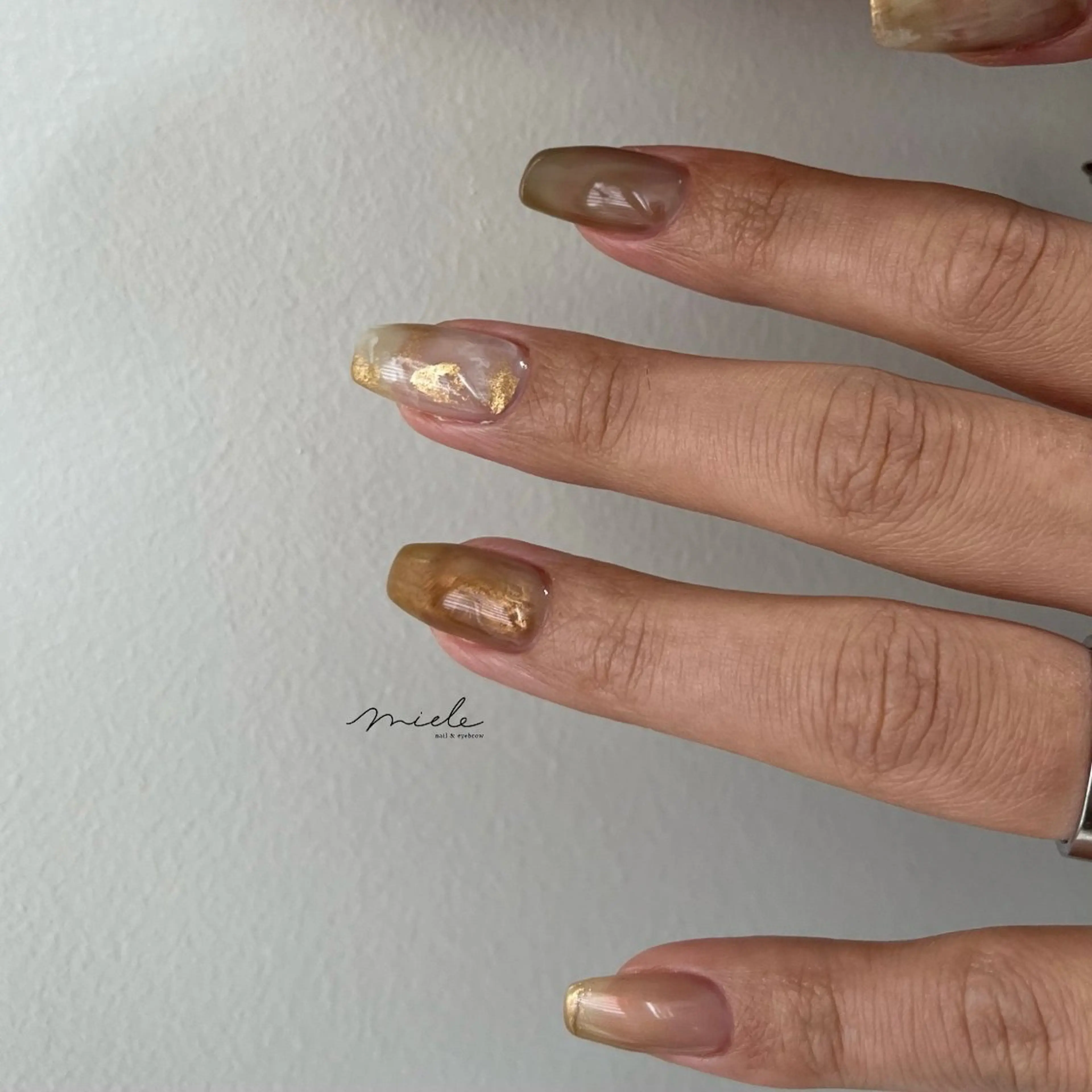 ネイル ハンドネイル miele【ミエレ】 海外シンプルデザインのネイルデザイン