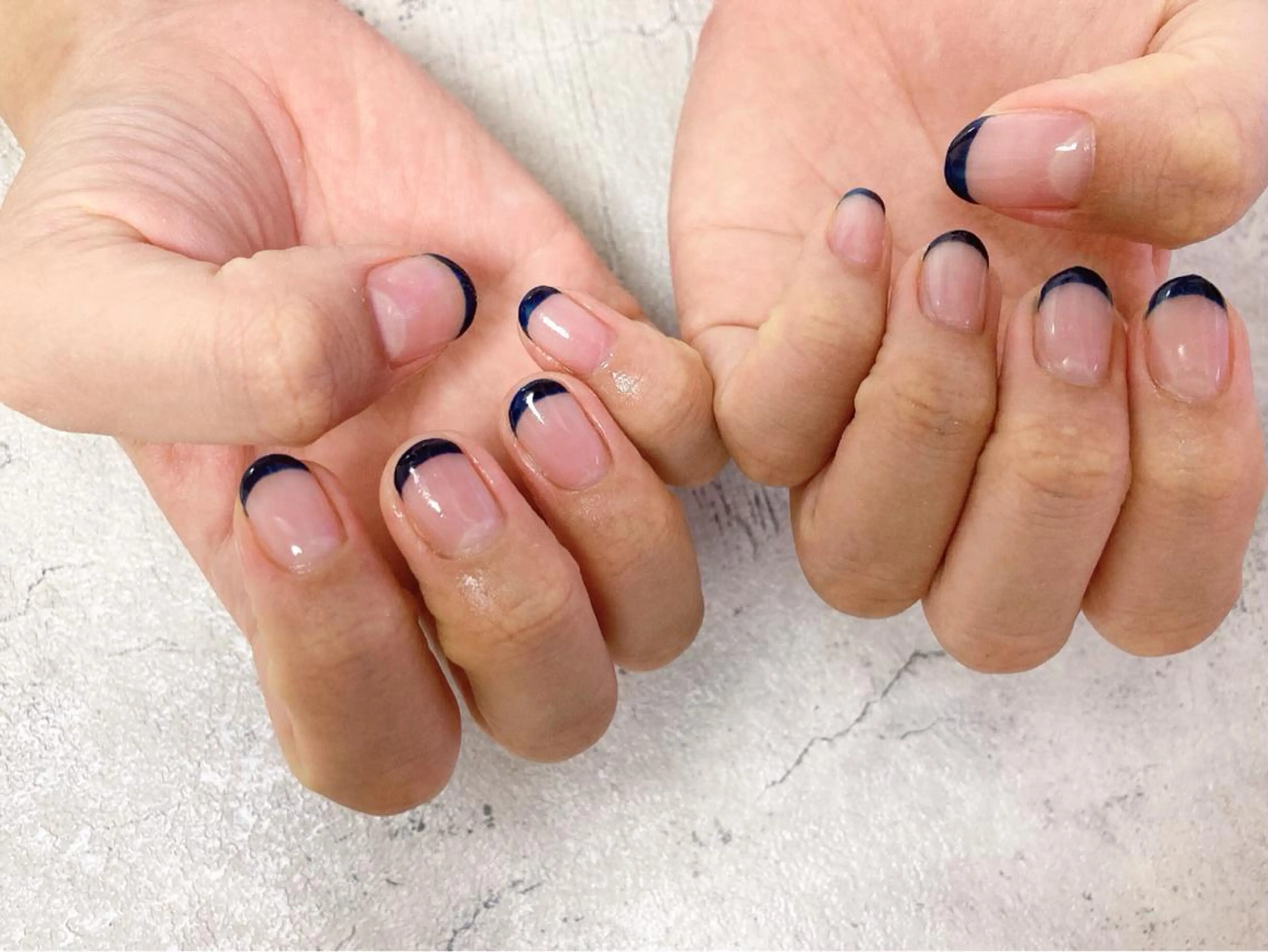 ネイル フレンチネイル mogunail &blowのネイルデザイン