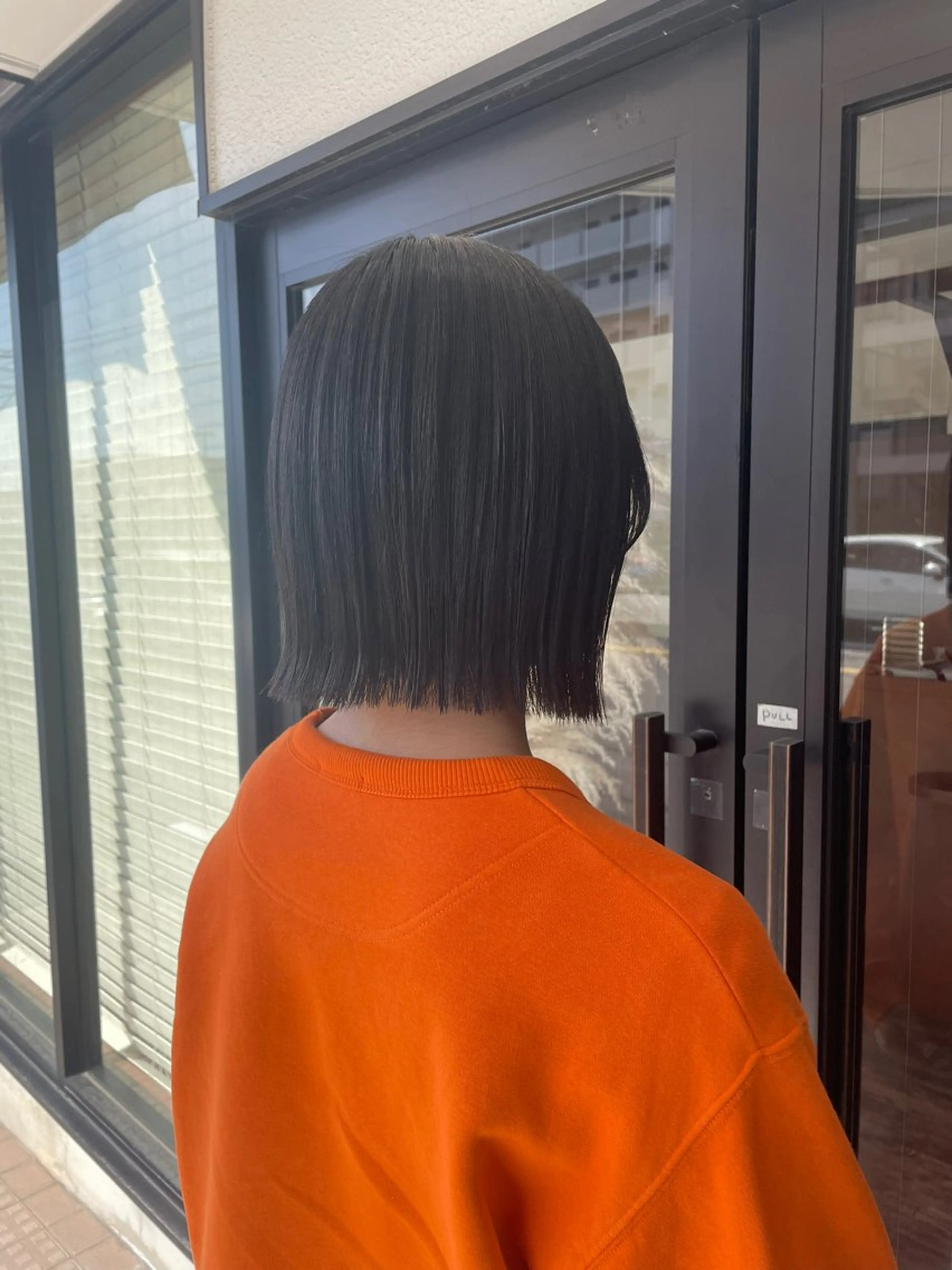 ミディアム 切りっぱなしボブ ボブ カット トリートメント コバヤシ カオンのヘアスタイル