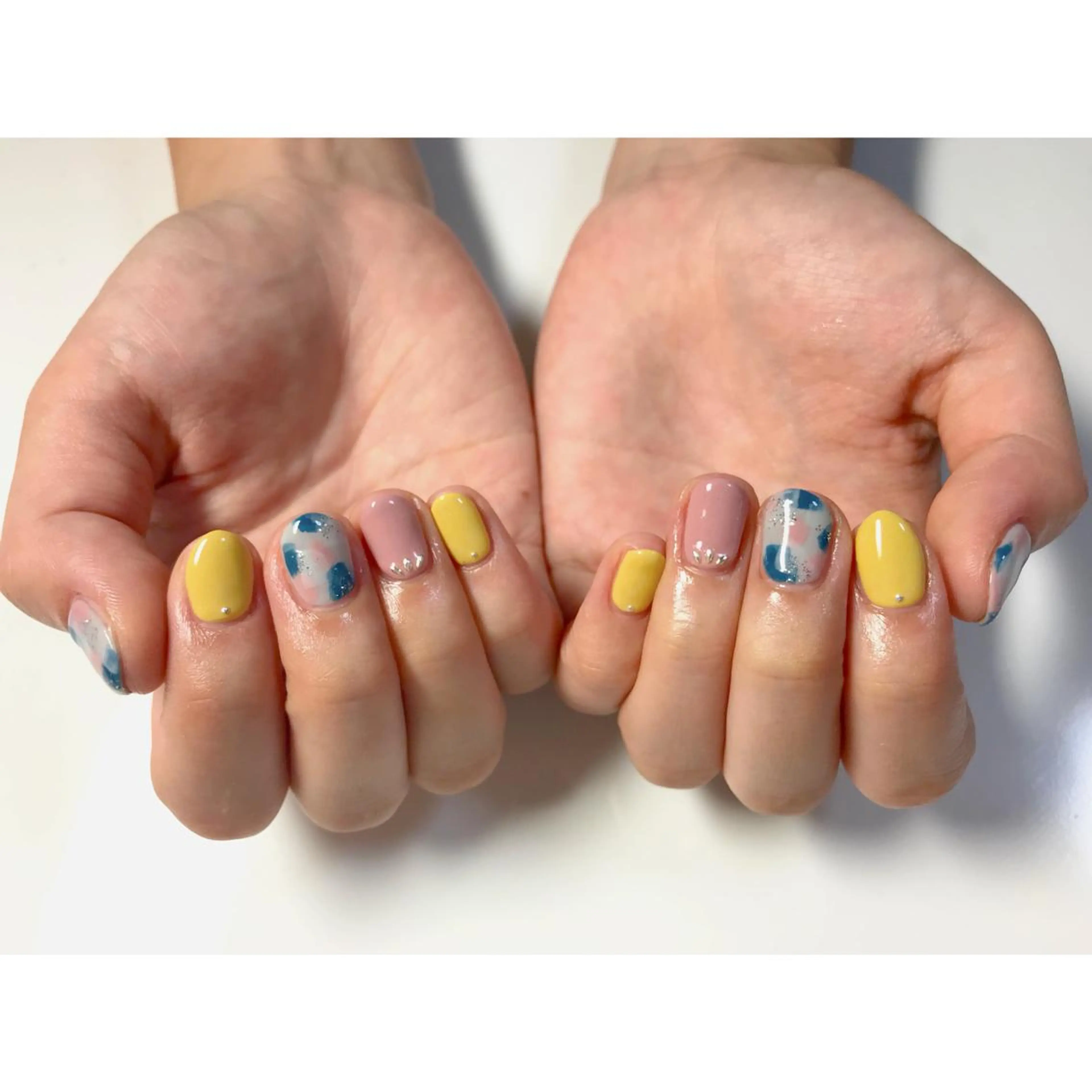 ネイル ハンドネイル フットネイル Chitti yuuriのネイルデザイン