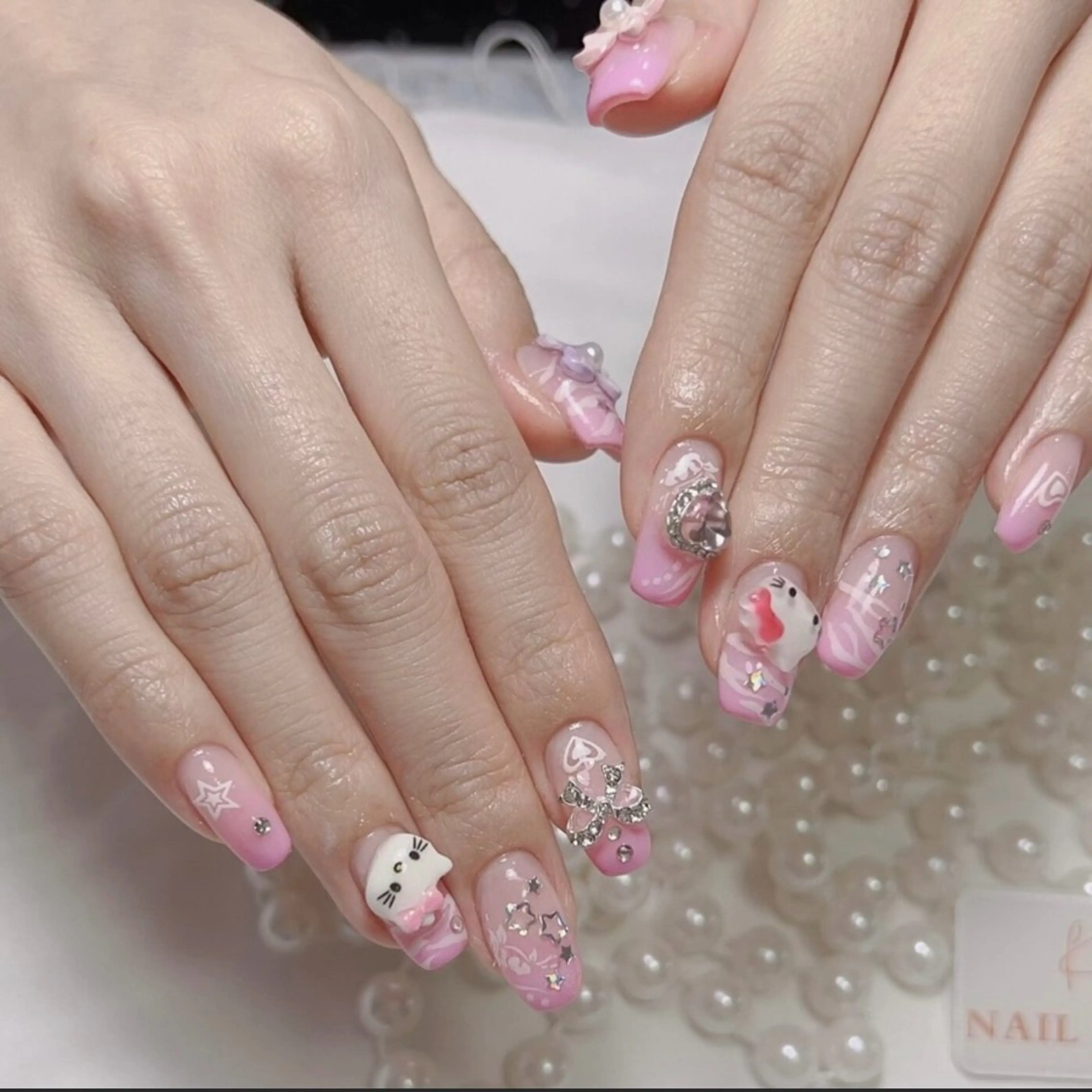 ネイル アートネイル フレンチネイル ジェルネイル グラデーション 韓国ネイル ハンドネイル ハンドケア さくら💮💮 【オフ無料】のネイルデザイン