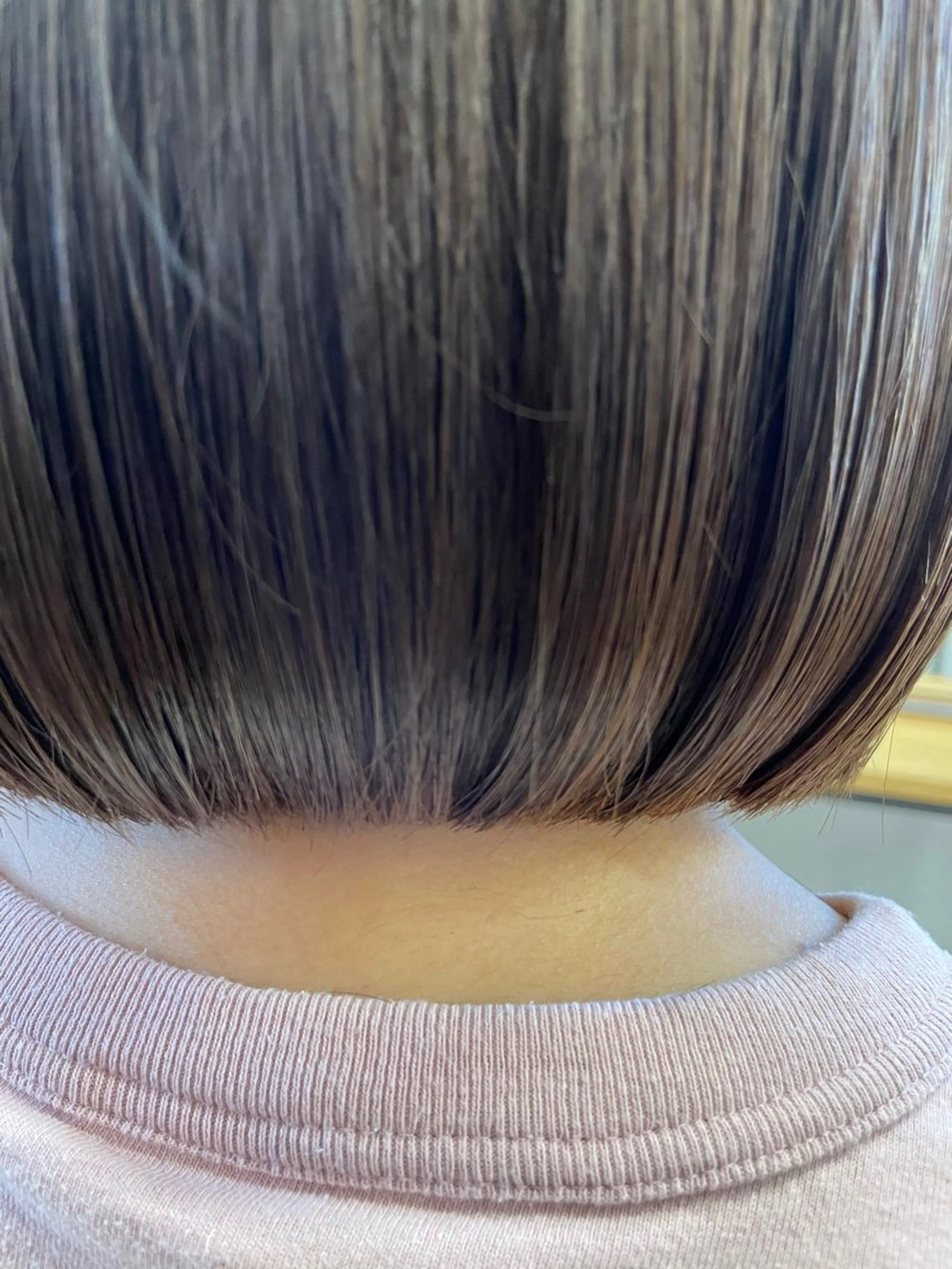 ショート ボブ 酸性ストレート カット 田中 陽一のヘアスタイル