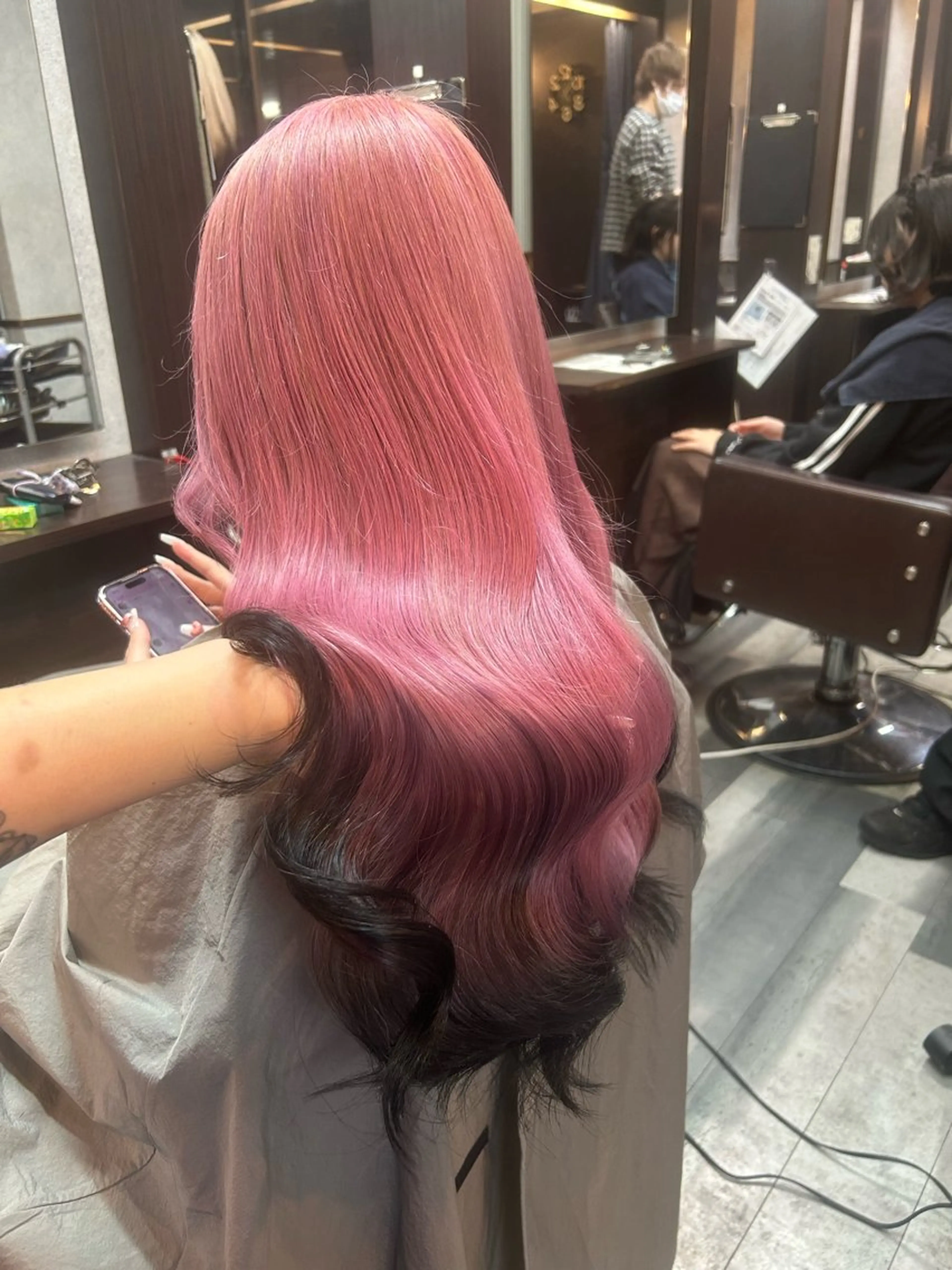 ロング カラー 石井 綾乃のヘアスタイル