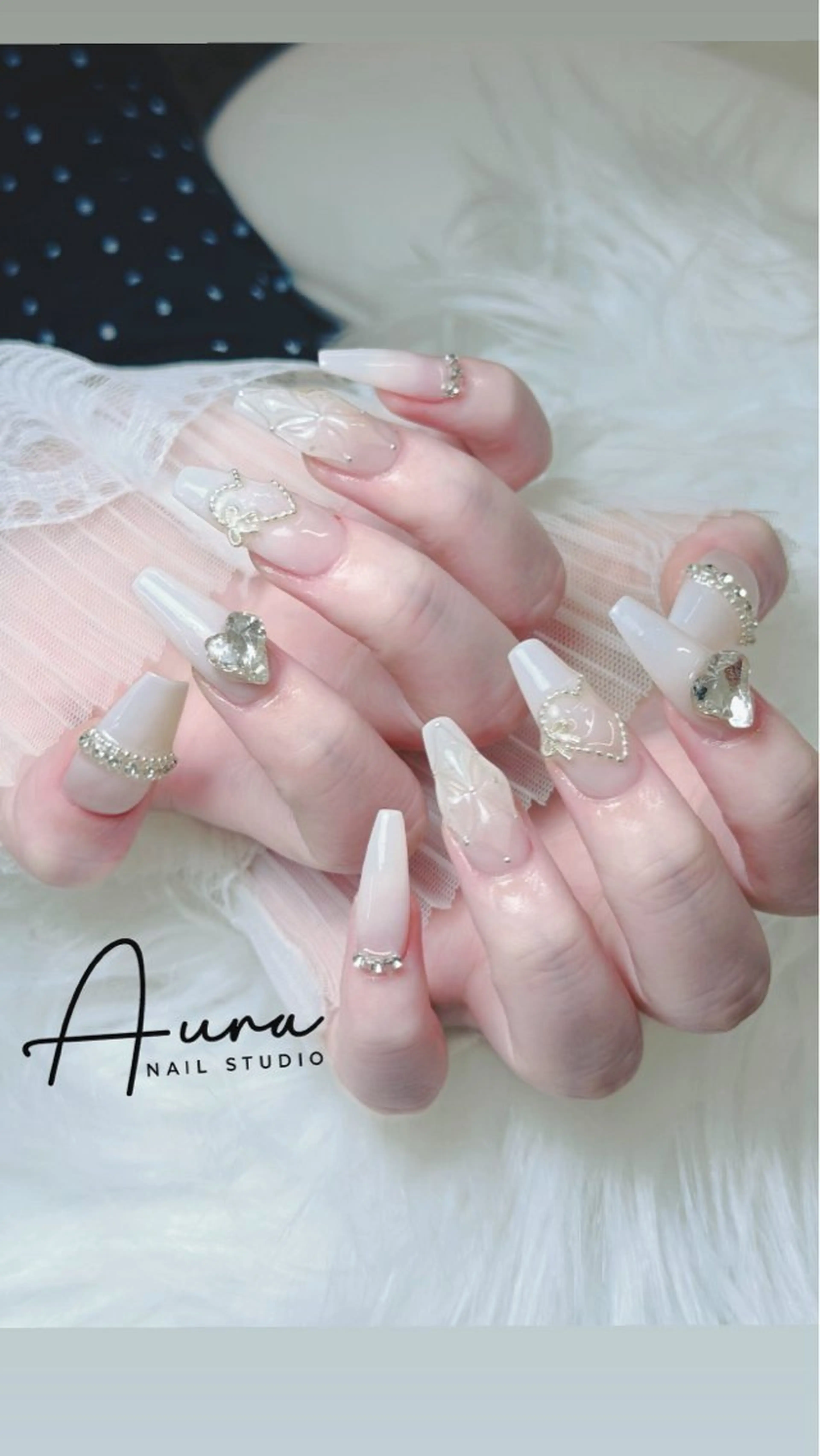ネイル ハンドネイル Aura Nail Studioのネイルデザイン