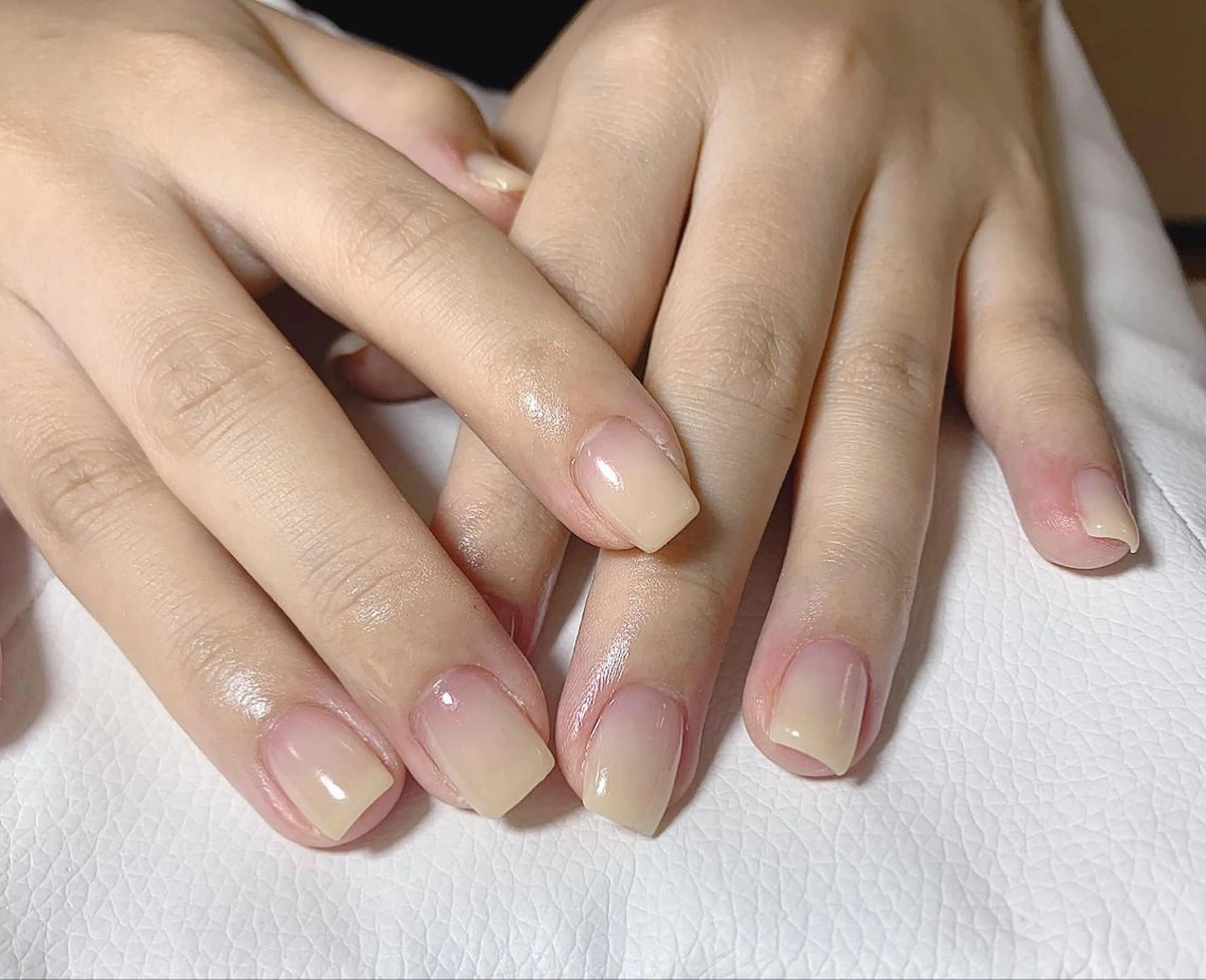 ネイル グラデーション 氷ネイル・うるうるネイル For  u  nail川崎所属・For u nailのネイルデザイン