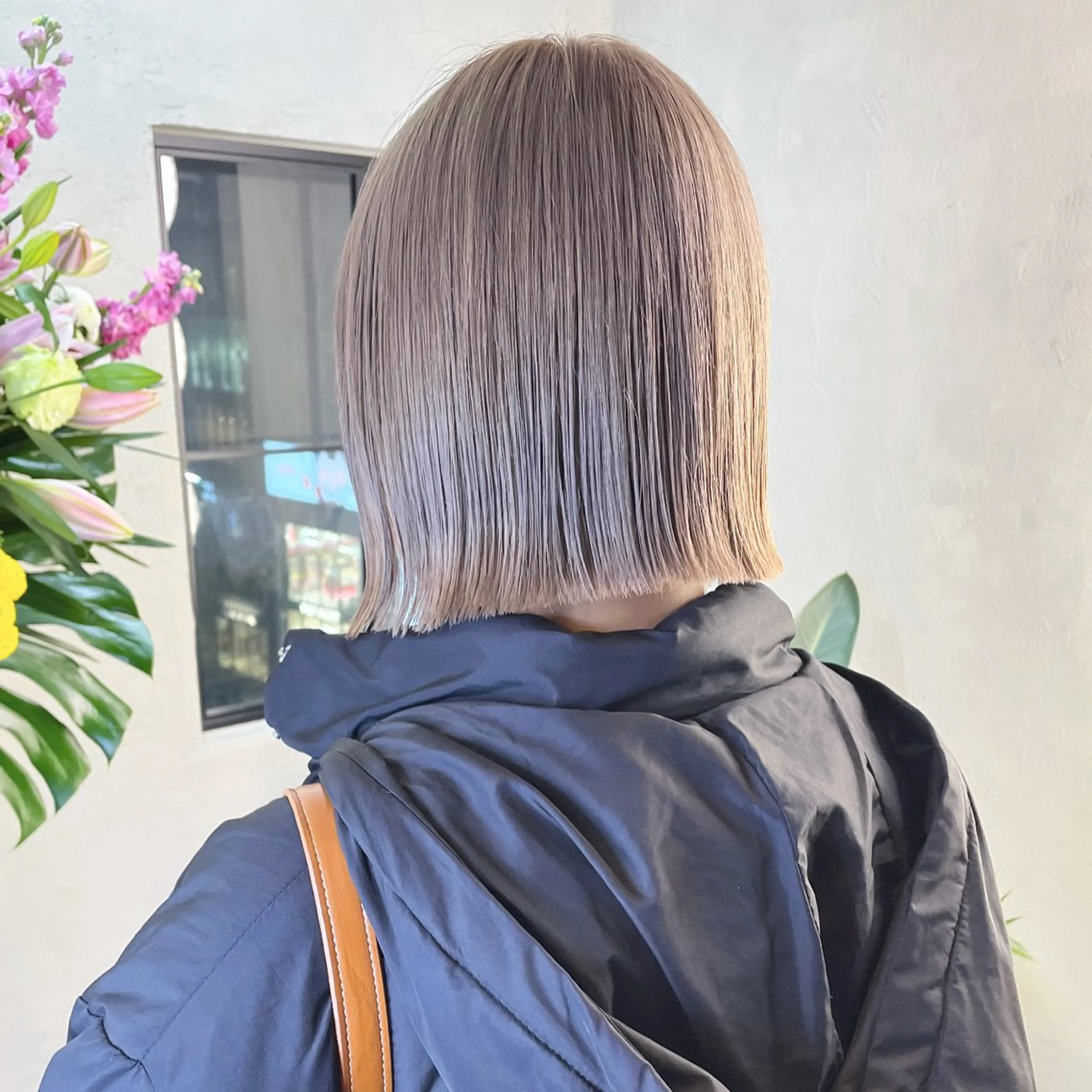 ショート カラー メンズ グレージュ ミルクティーグレージュ カット ヘアカラー トリートメント ボブ×柔らかいカラー 🩰misaki𓍼のヘアスタイル