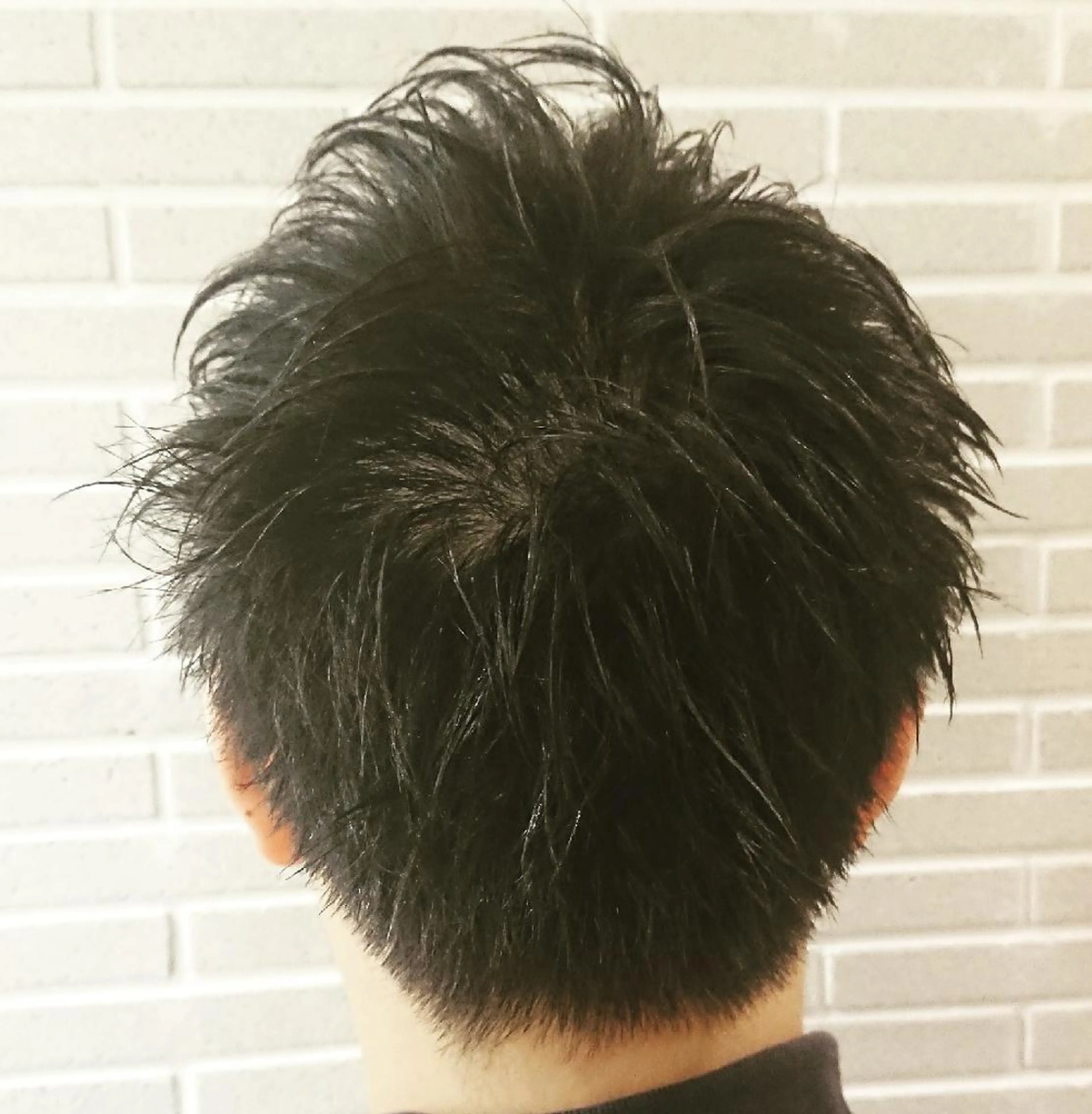 メンズ カット パーマ ブリーチ/ヘアケア/ 艶髪/イギチハルのヘアスタイル