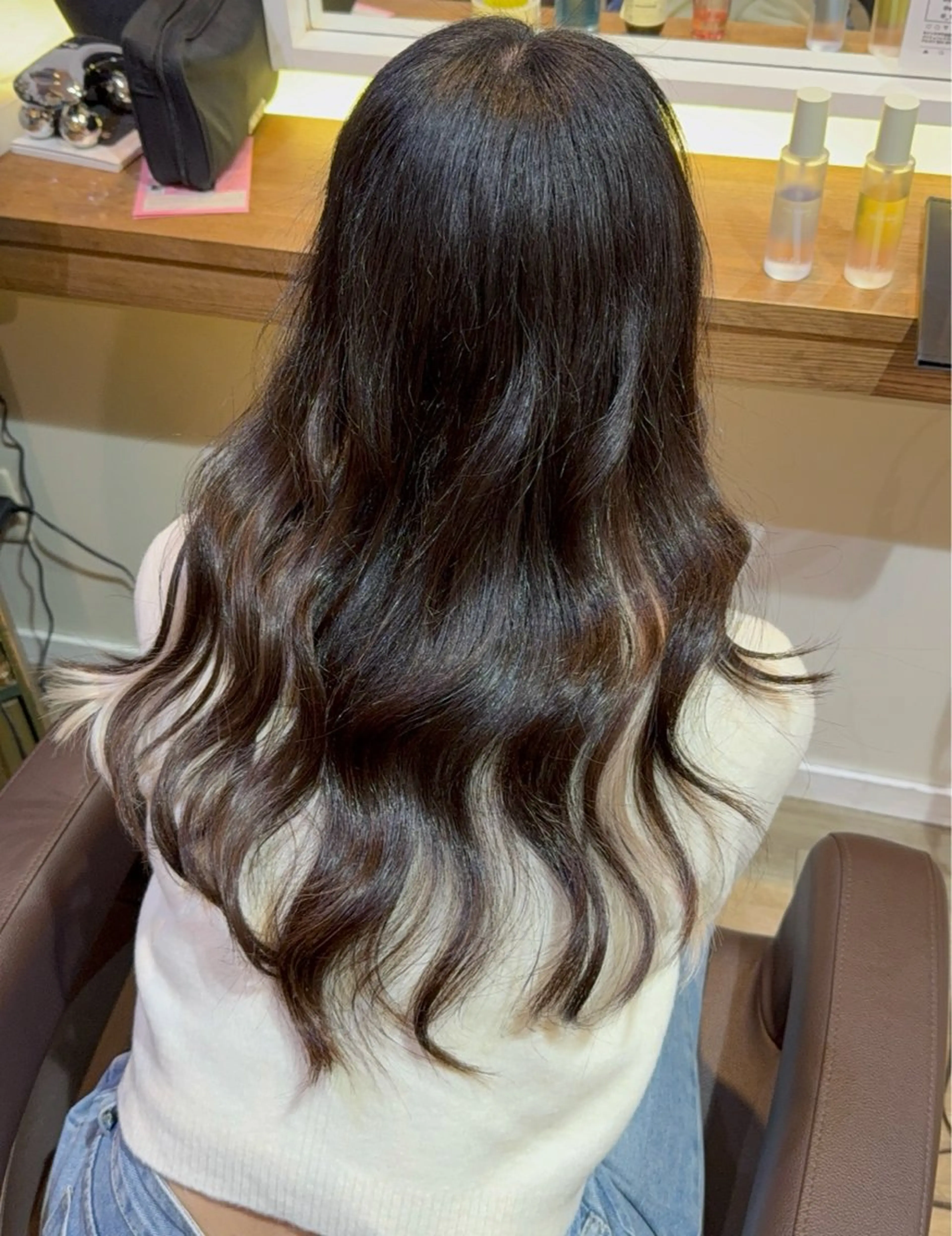 セミロング シールエクステ エクステ エクステ andArt所属・武原 虹音のヘアスタイル