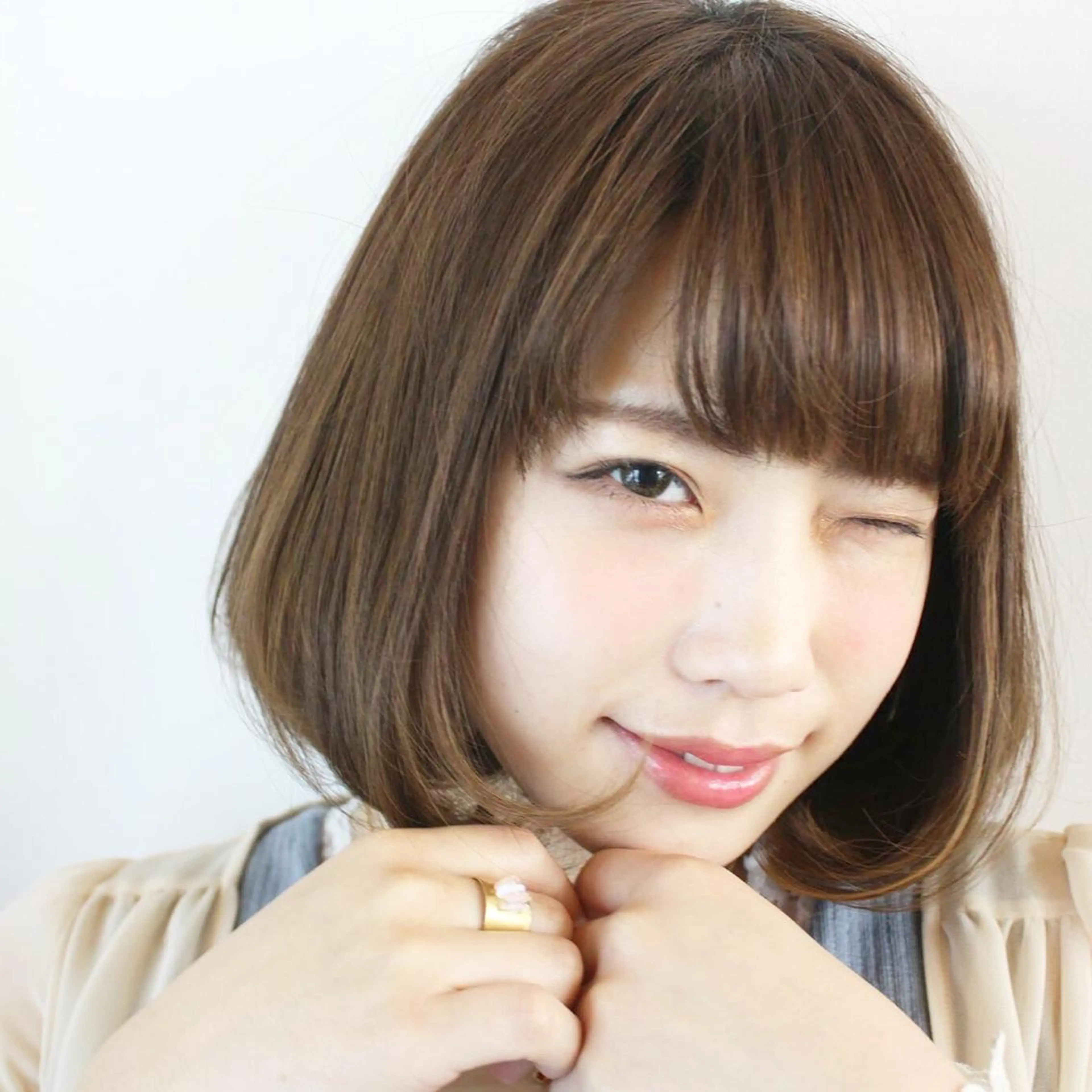 ミディアム カラー パーマ tuuli トゥーリのヘアスタイル