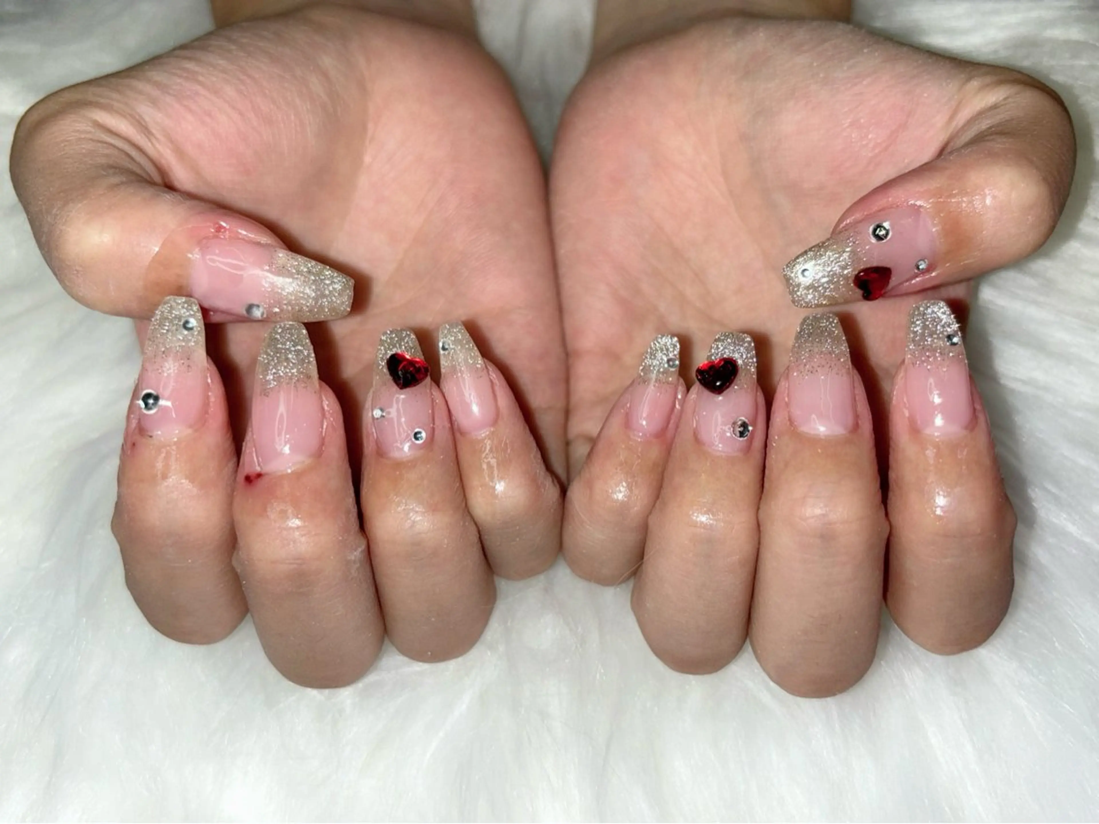 ネイル フラッシュネイル ジェルネイル グラデーション ハート マグネットネイル M Hのネイルデザイン