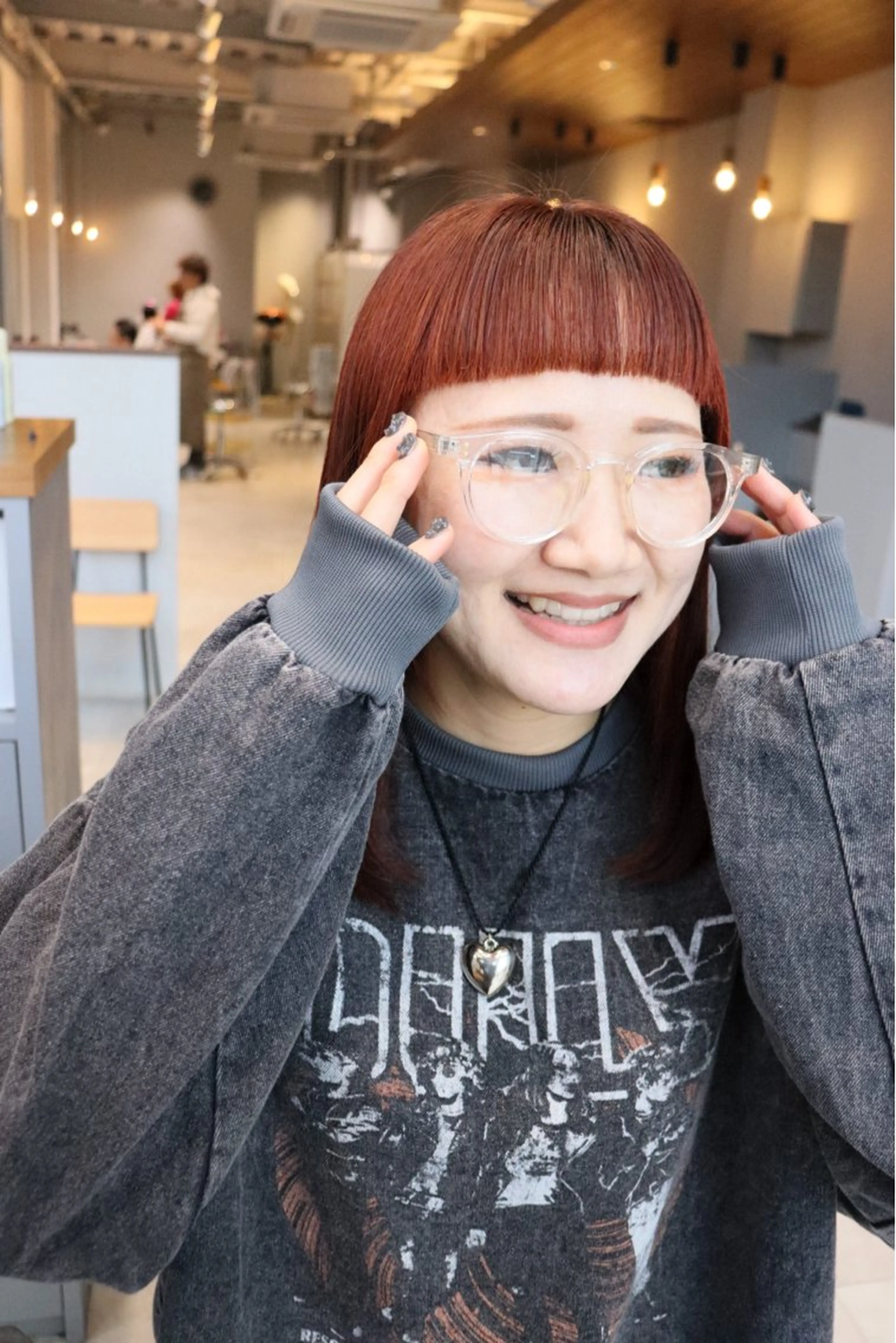 ミディアム カラー オレンジ オン眉 カット ヘアカラー トリートメント 石原圭悟 /ショート/艶カラーのヘアスタイル