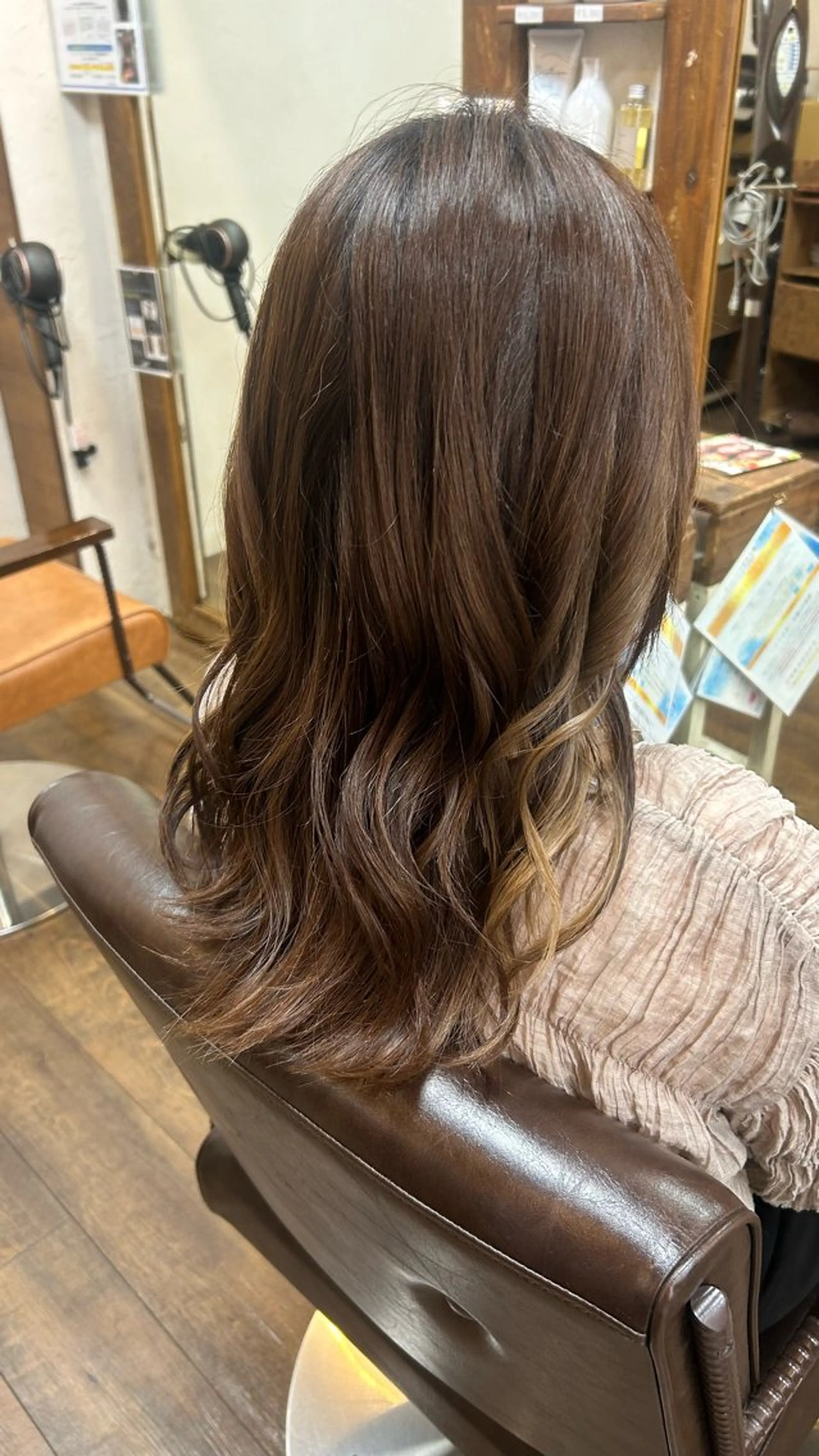 セミロング ヘアアレンジ 元山 透明感艶カラー 🌻レイヤーカットのヘアスタイル