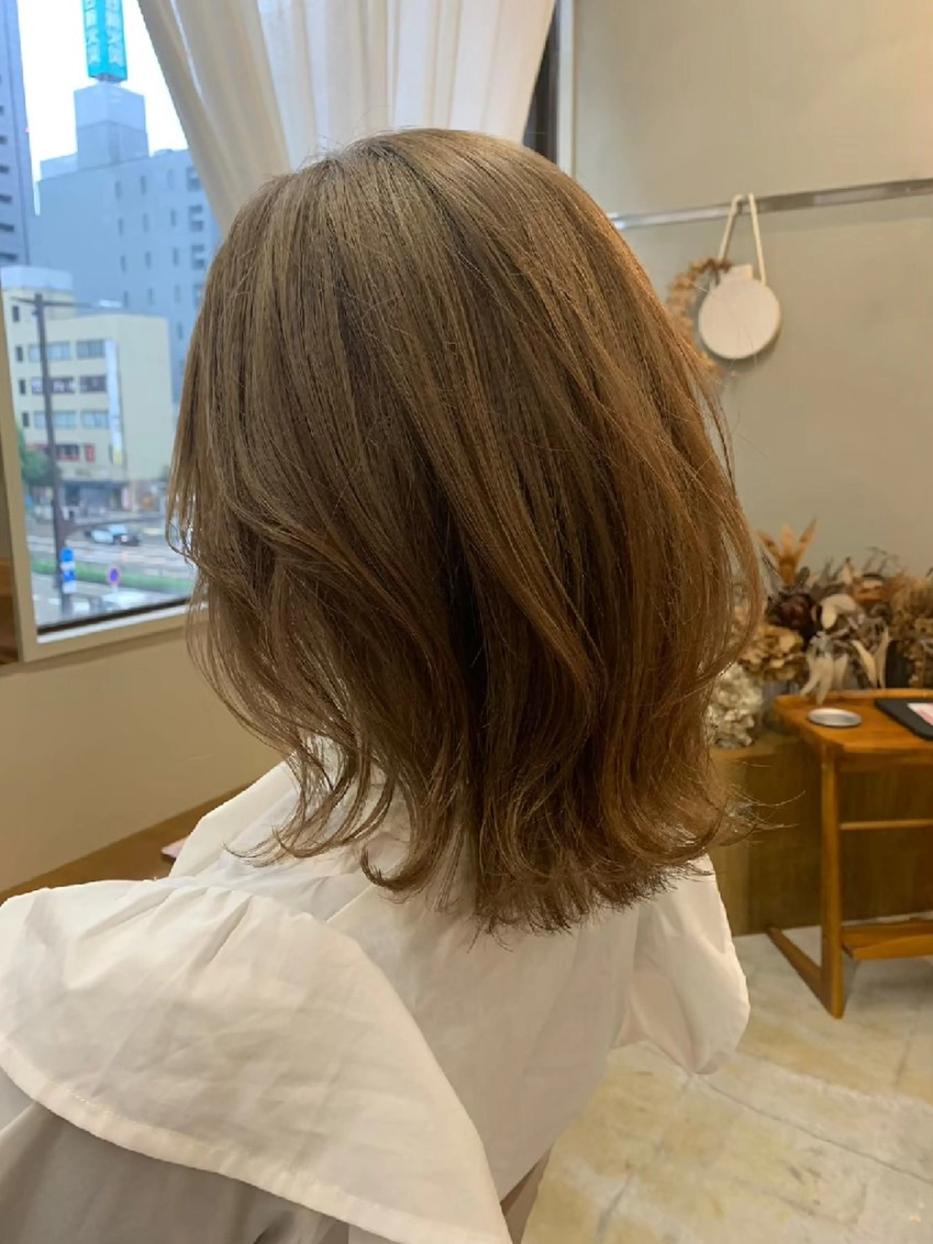 カラー 🌸花屋併設🌸石垣 友基のヘアスタイル