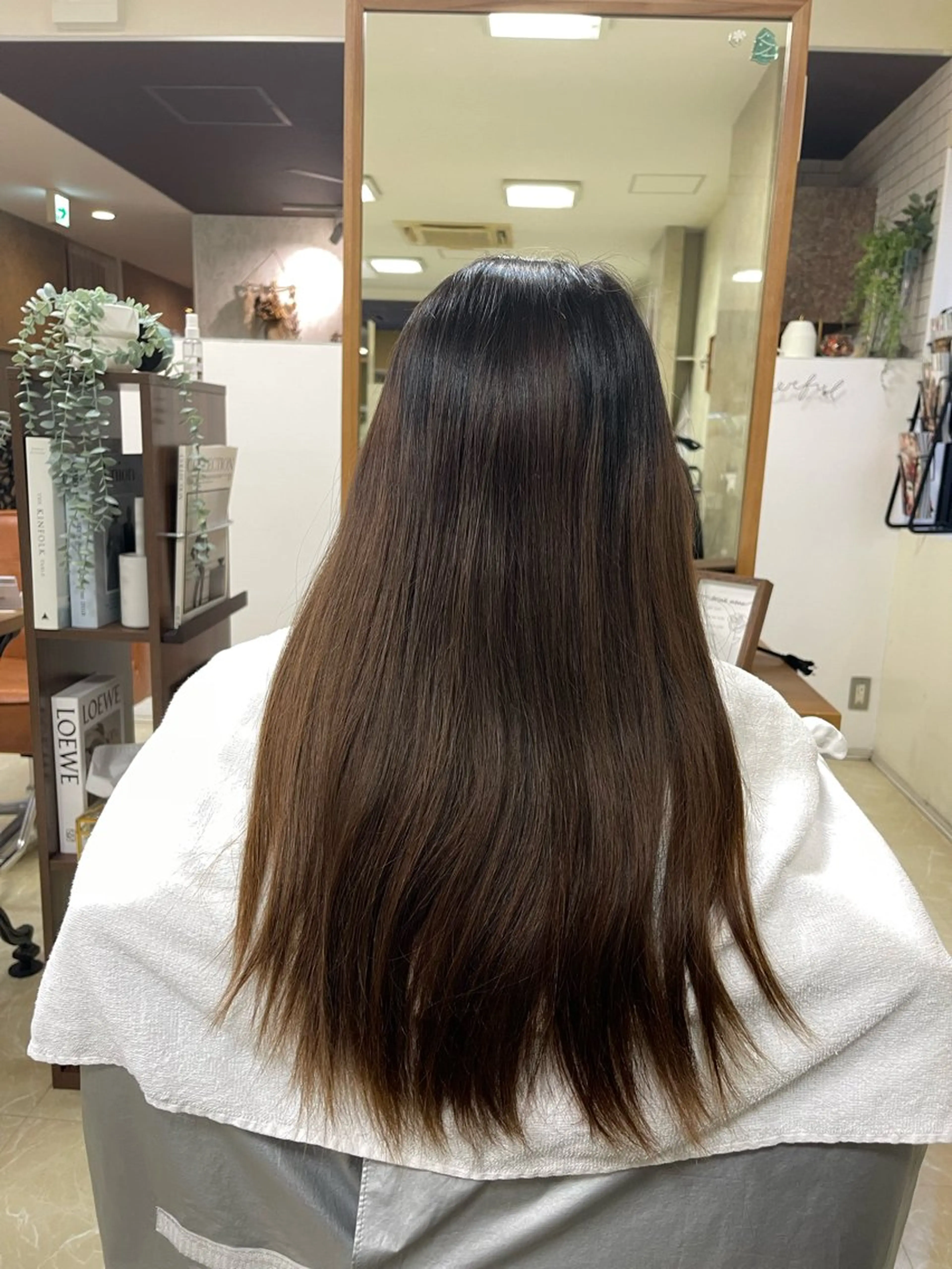 ロング 髪質改善 縮毛矯正 縮毛・酸性ストレート 特化のヘアスタイル
