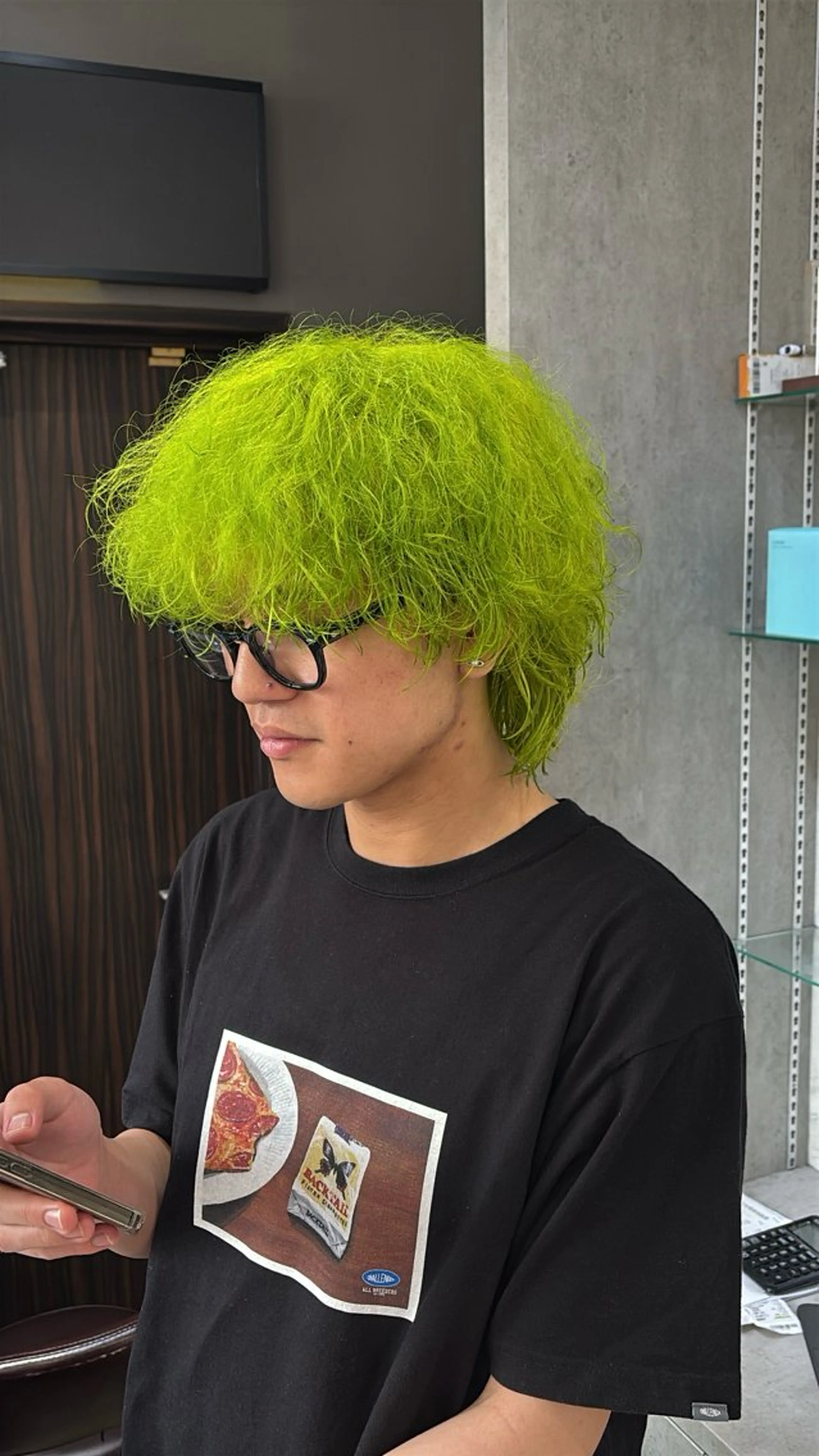 メンズ ヘアカラー トリートメント ヘッドスパ ヘアセット 韓国ヘア/ブリーチ無 しWカラー/オリーブのヘアスタイル