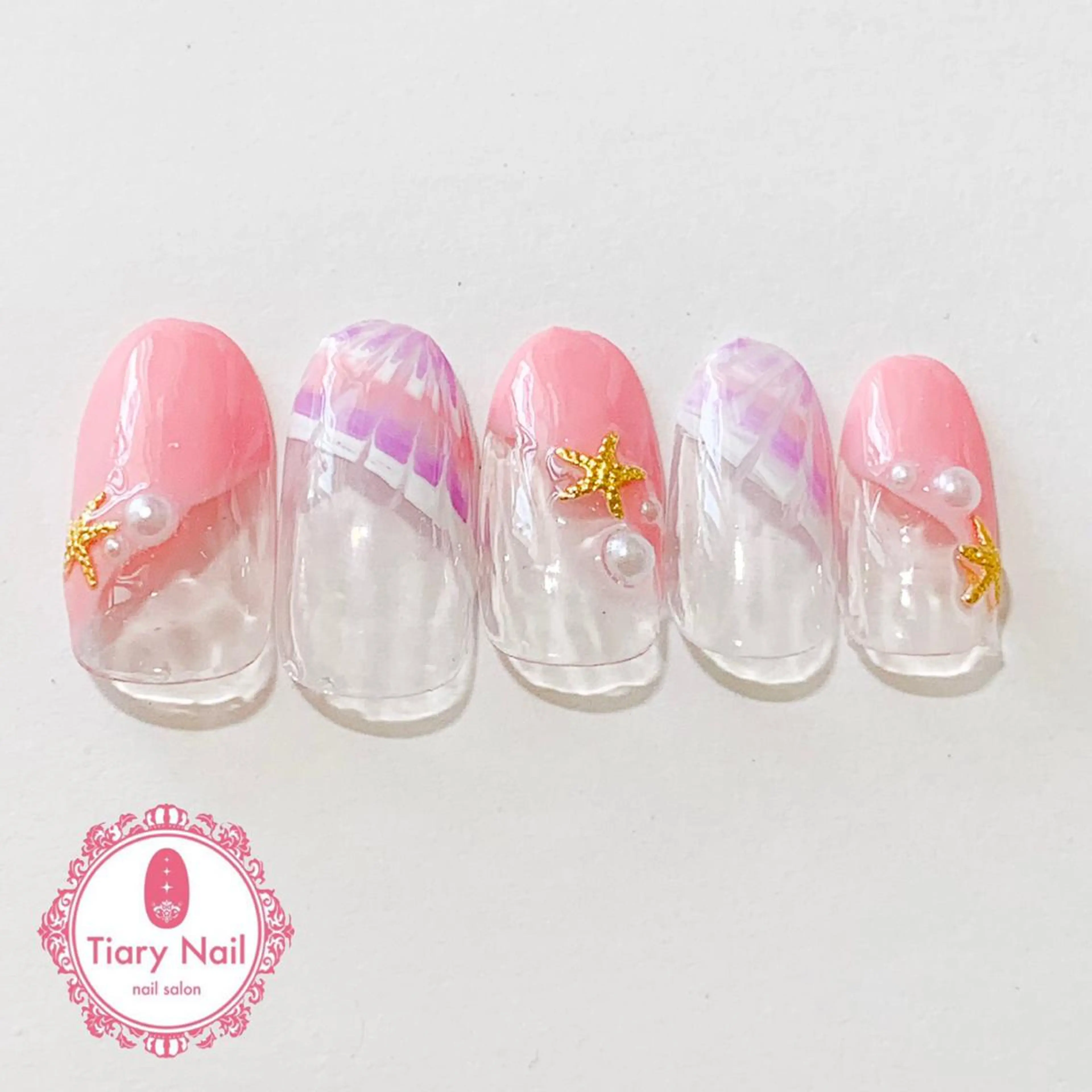 ネイル tiarynail K K🐼のネイルデザイン