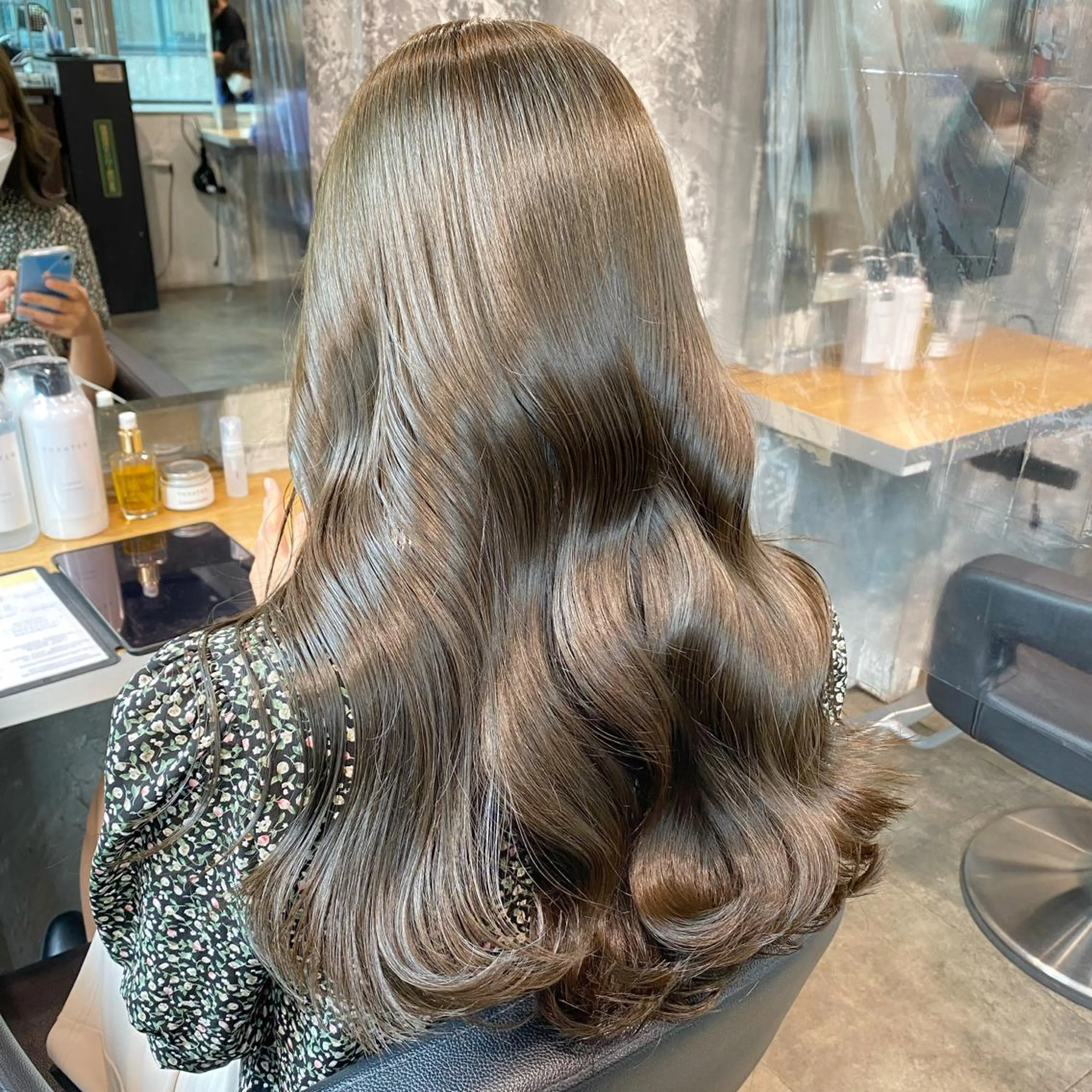 ロング カラー ヘアカラー トリートメント ヘッドスパ ヘアセット エフェクトブリーチ 🌟前澤啓太朗のヘアスタイル