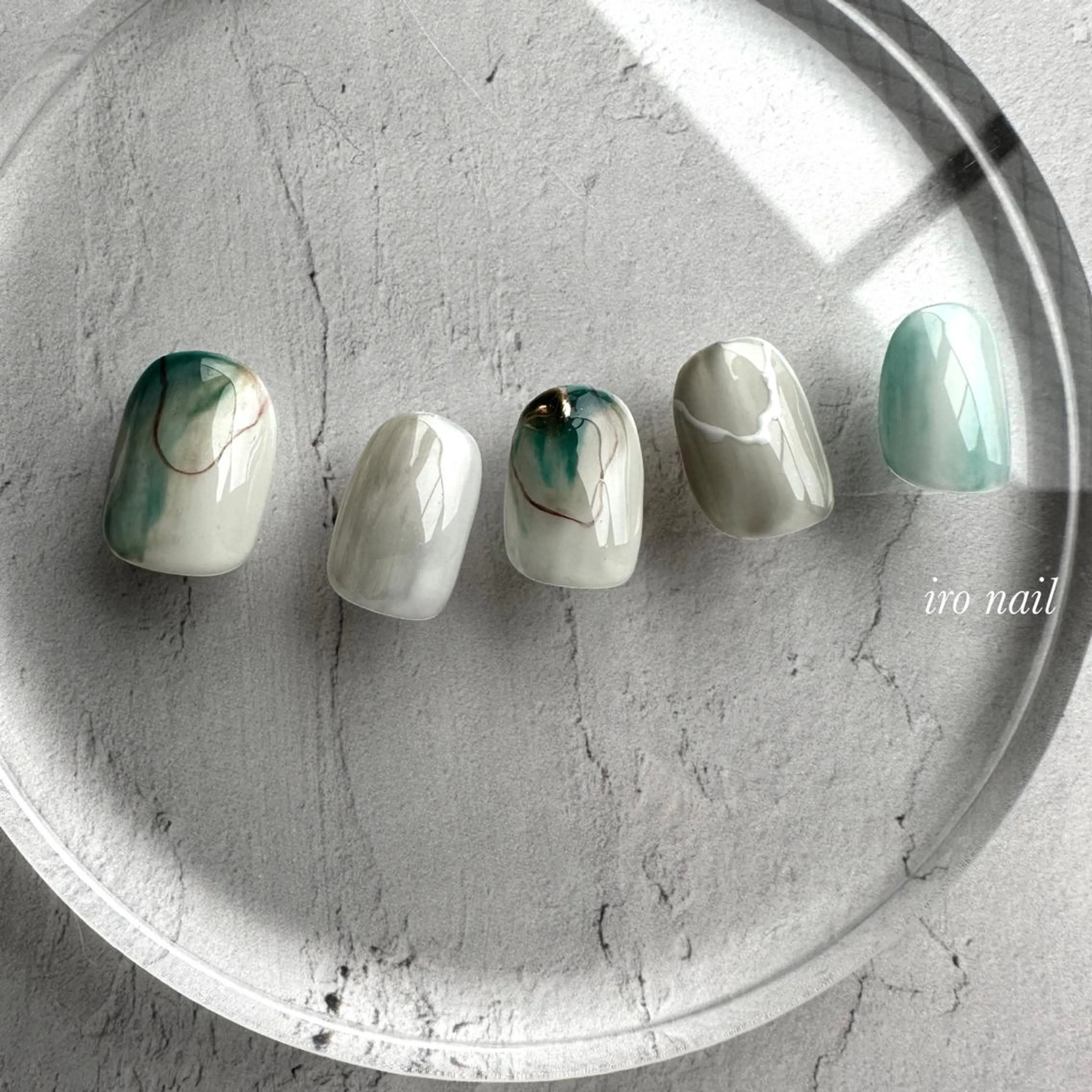 ネイル ironail -イロネイル-のネイルデザイン