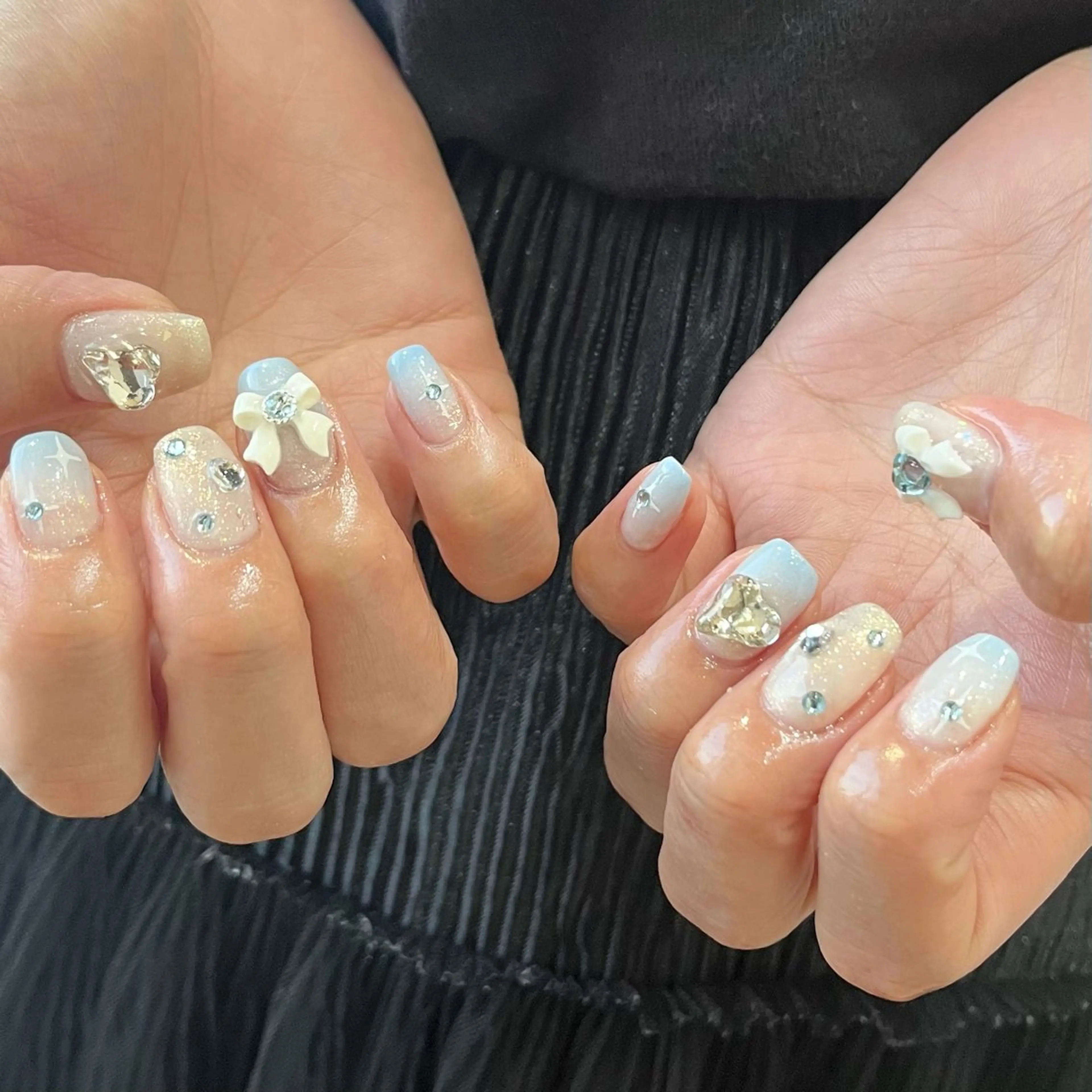 ネイル グラデーション LovesLaughs下上津役店所属・くろせ れいのネイルデザイン