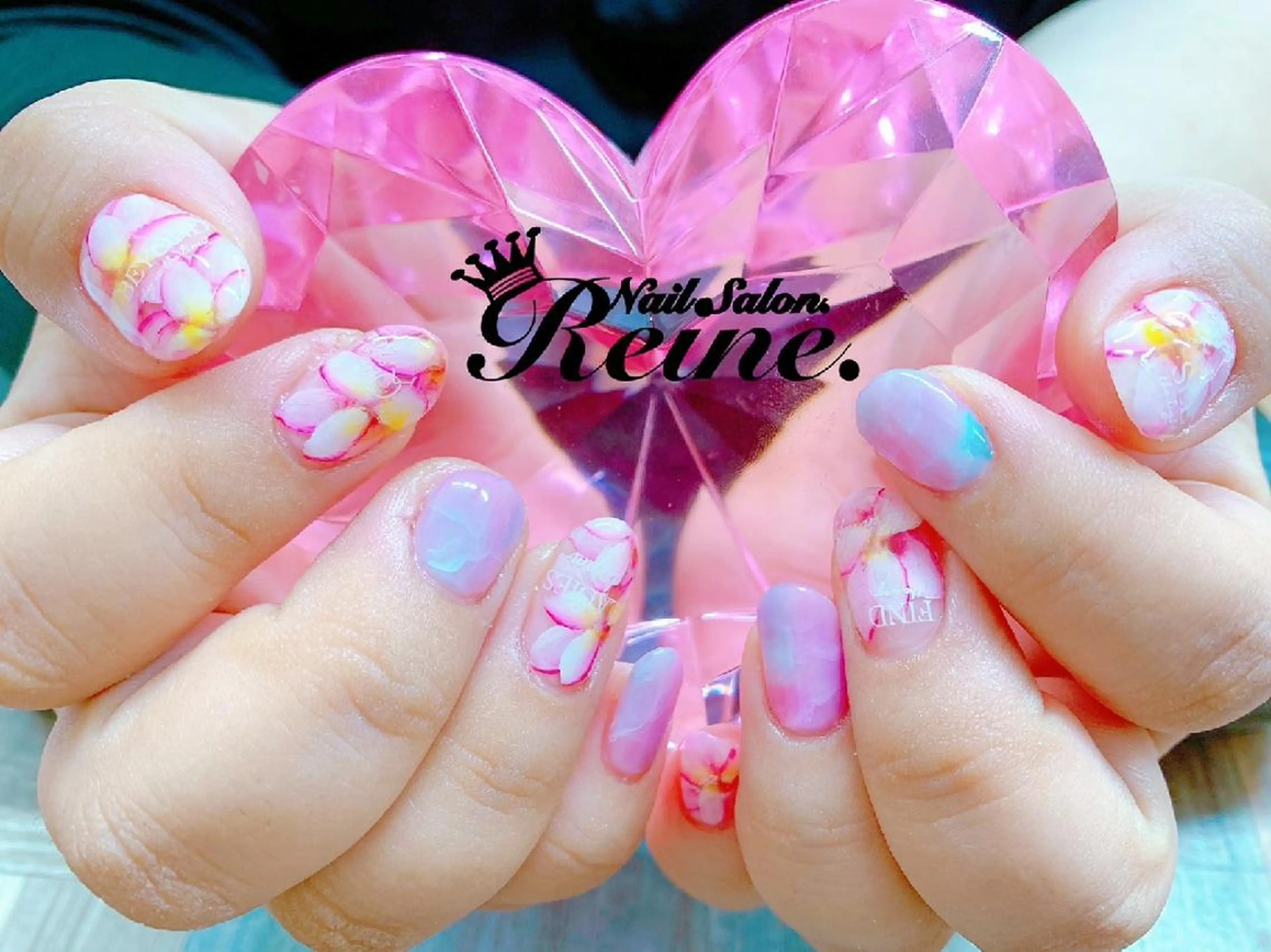 ネイル ハンドネイル Nailsalon Reine所属・玉栄 伶奈のネイルデザイン