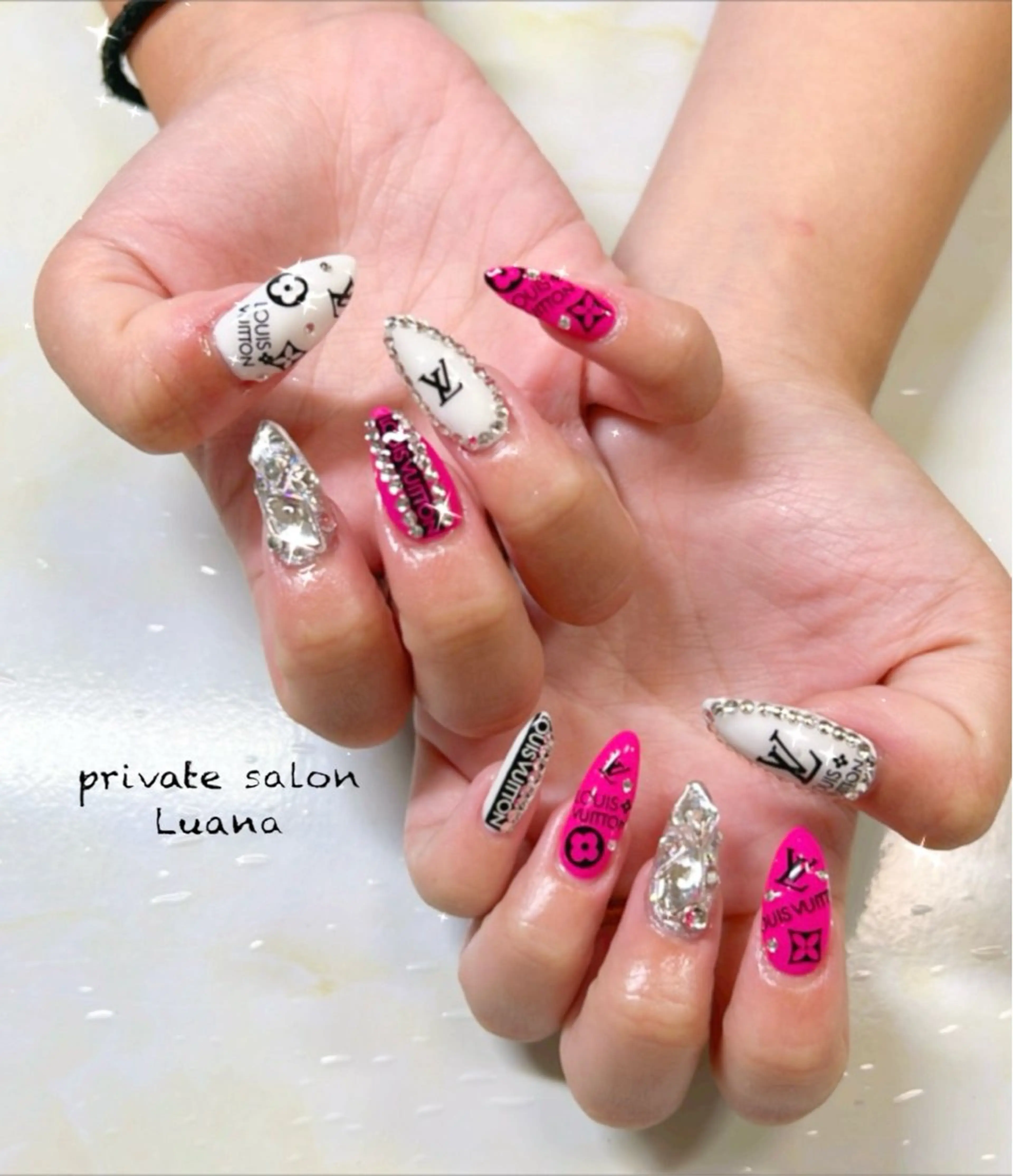 ネイル 自宅ネイルサロン ルアナのネイルデザイン