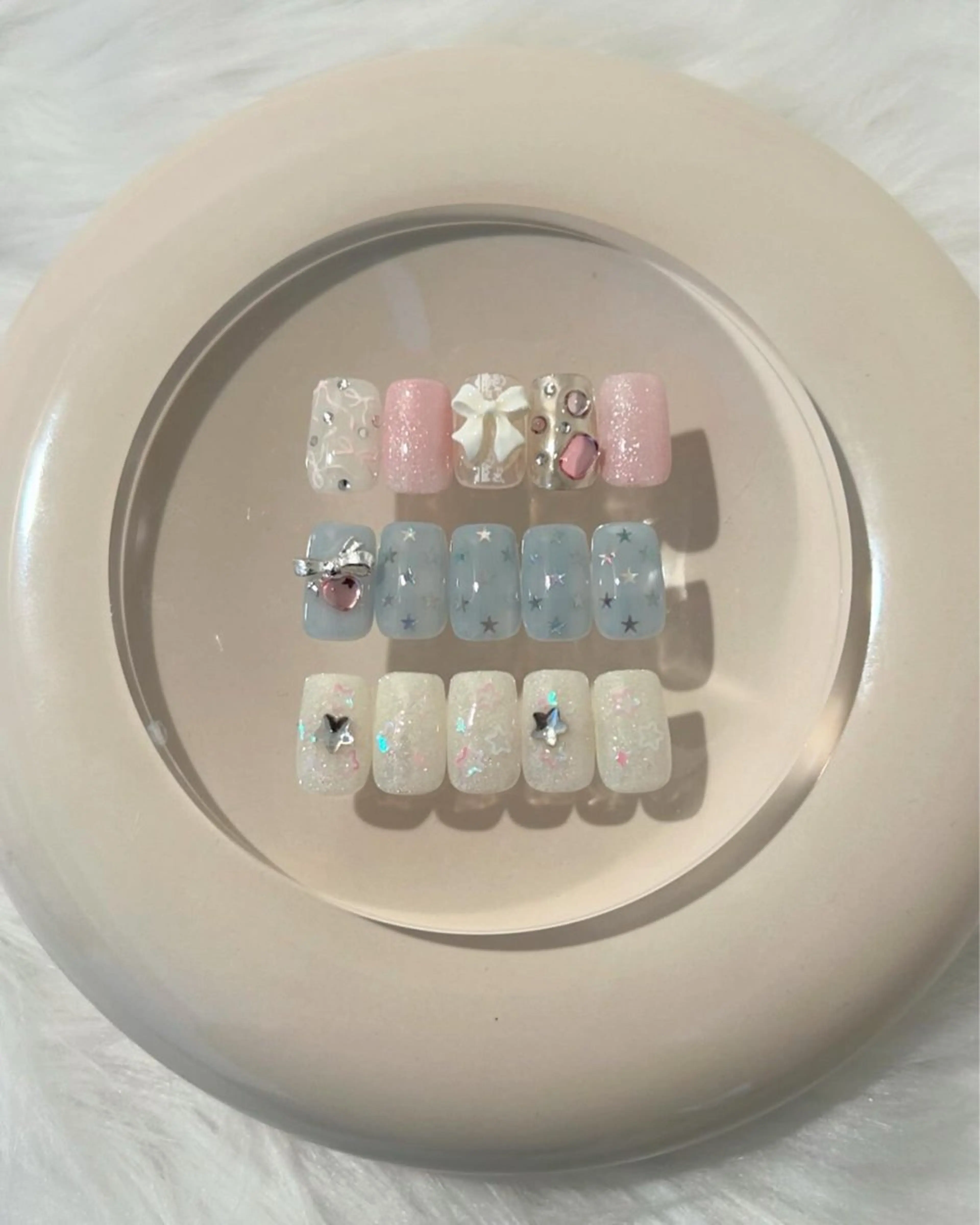 ネイル ブルー フレンチネイル ガーリー ハート キラキラネイル ハンドネイル ハンドケア lylynail YUUKAのネイルデザイン