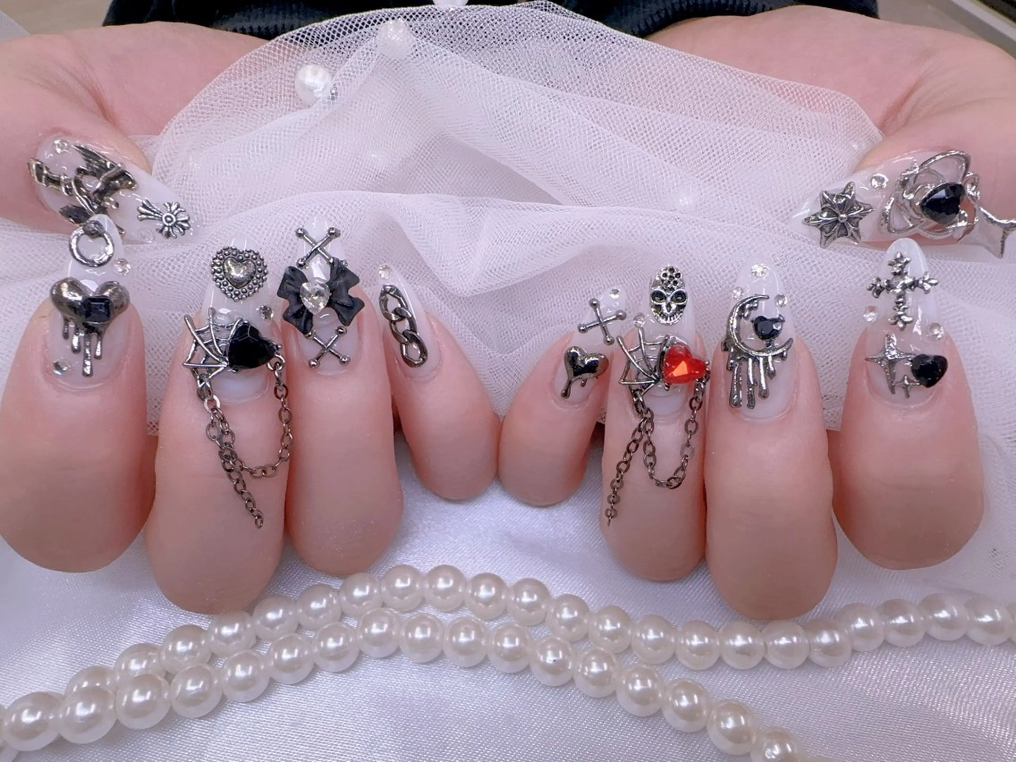 ネイル UMI ネイルサロン新宿🎀のネイルデザイン