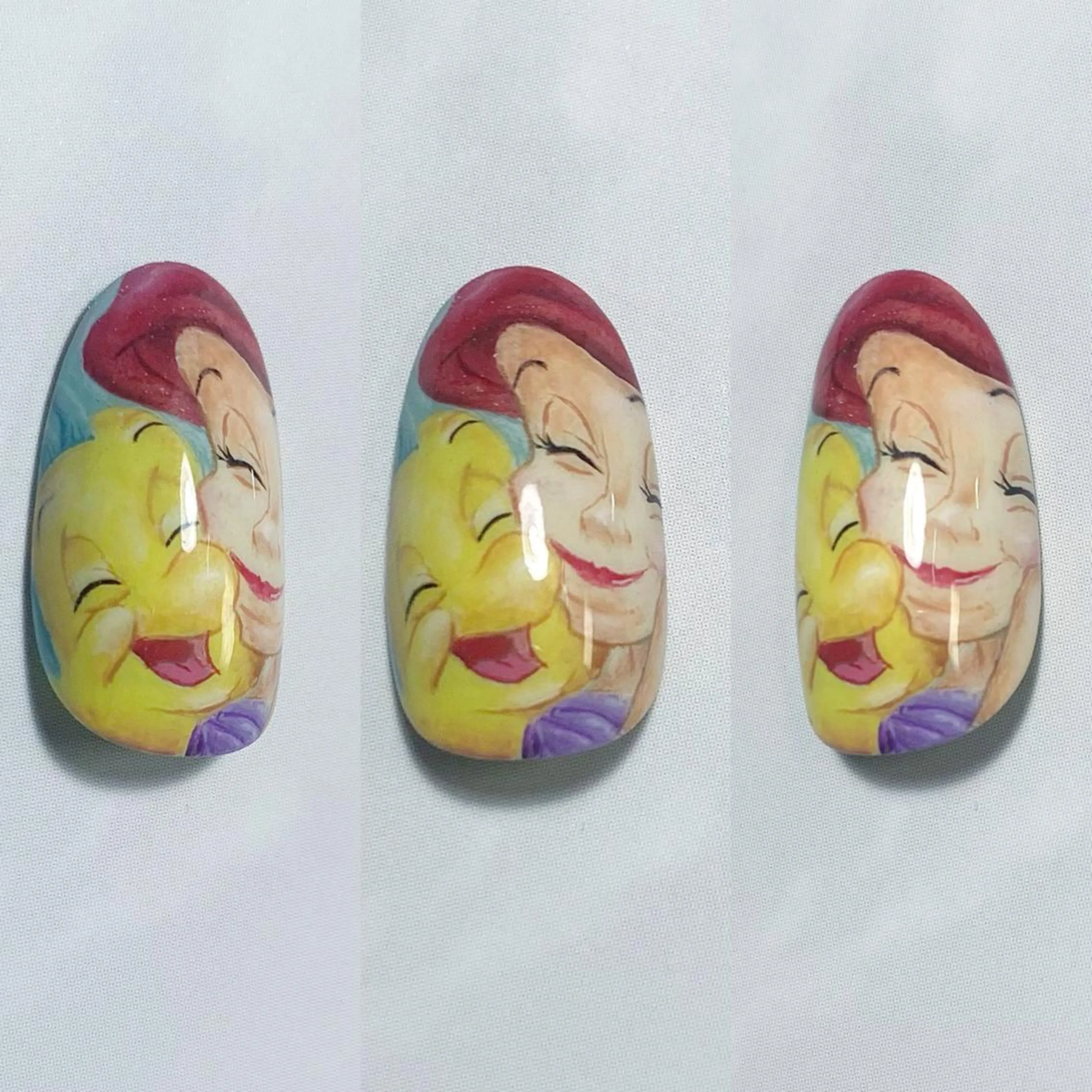 ネイル 岩本 真のネイルデザイン