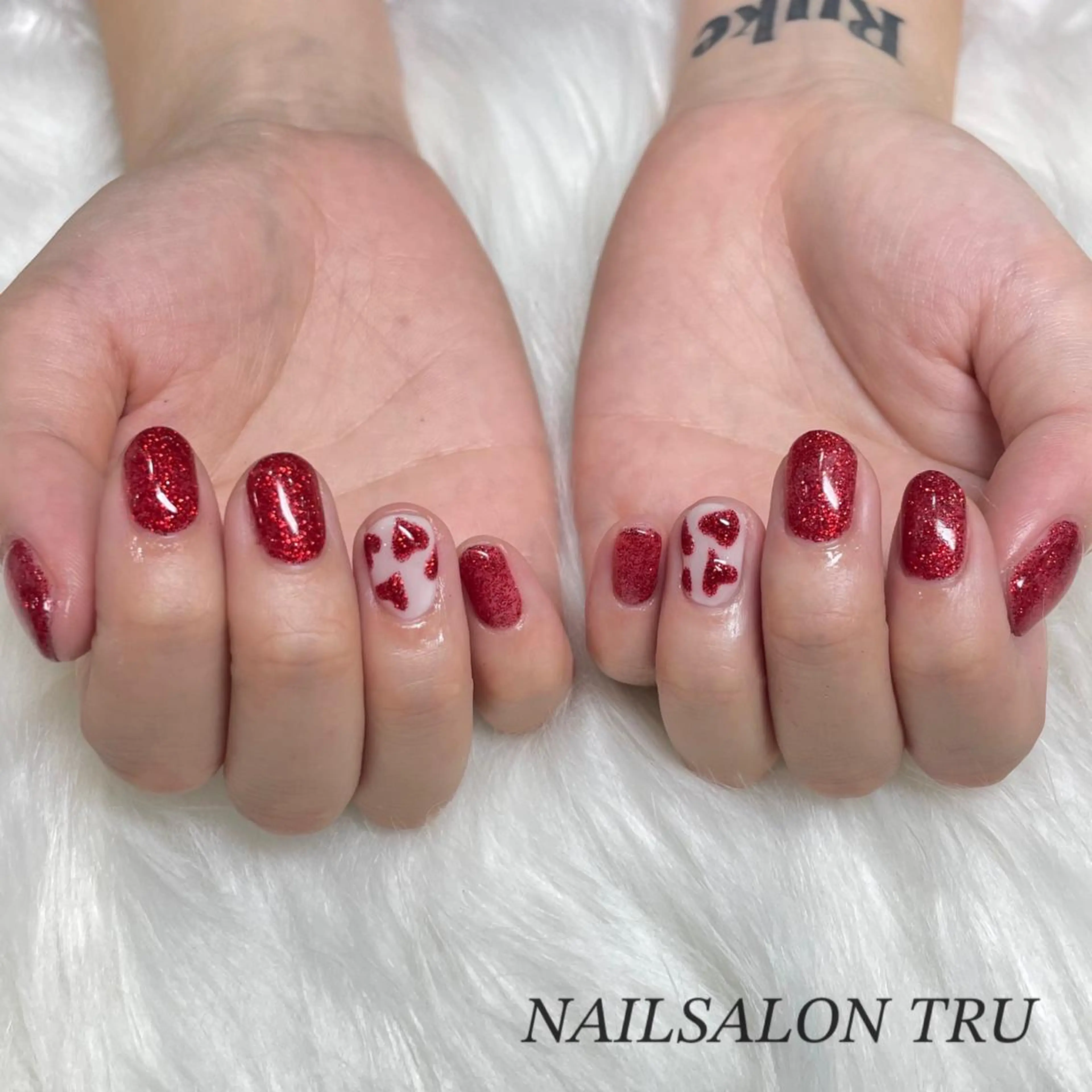 ネイル 𝐼𝑁𝑂𝑈𝐸 𝑀𝐼𝐴のネイルデザイン