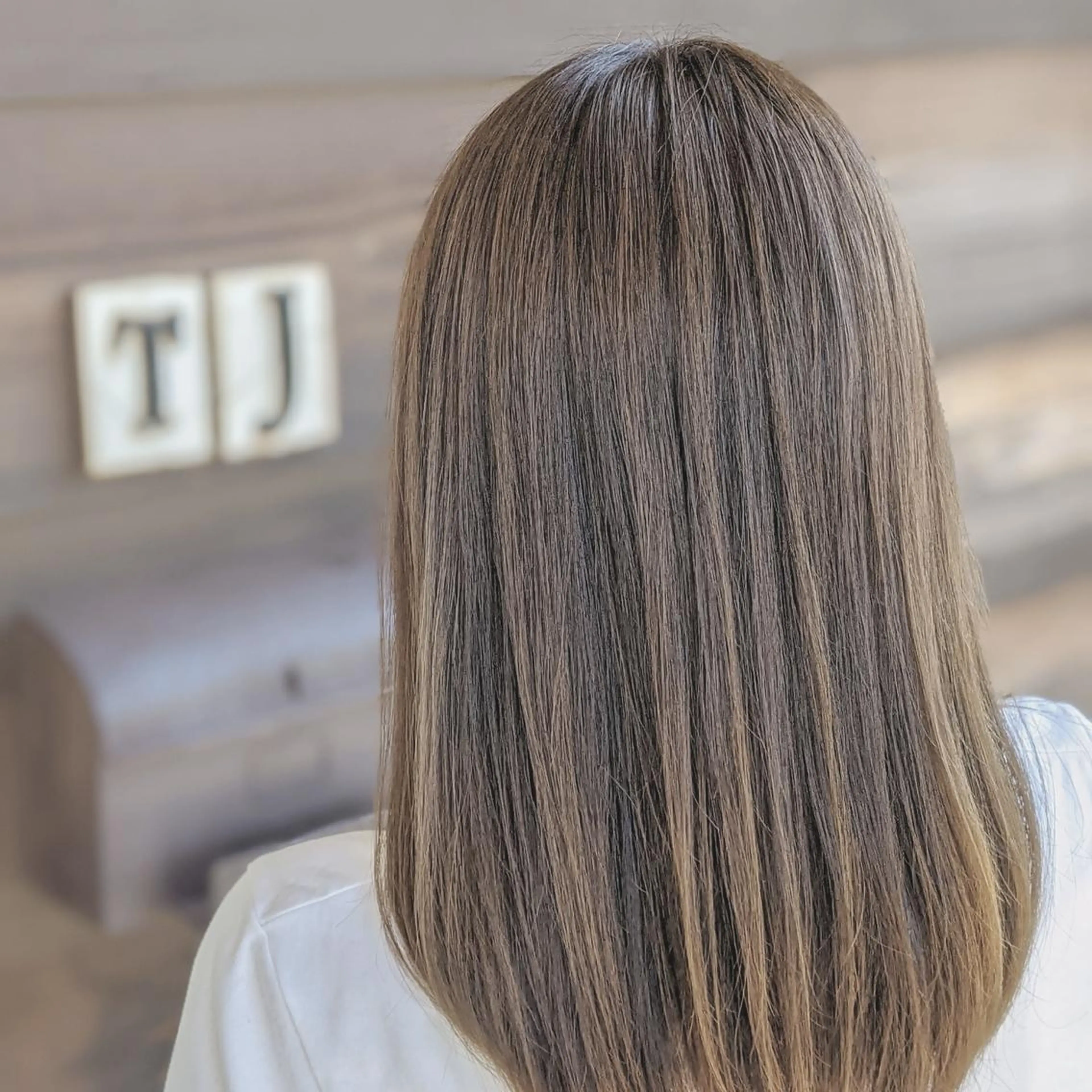 ミディアム カラー 吉村 周馬のヘアスタイル