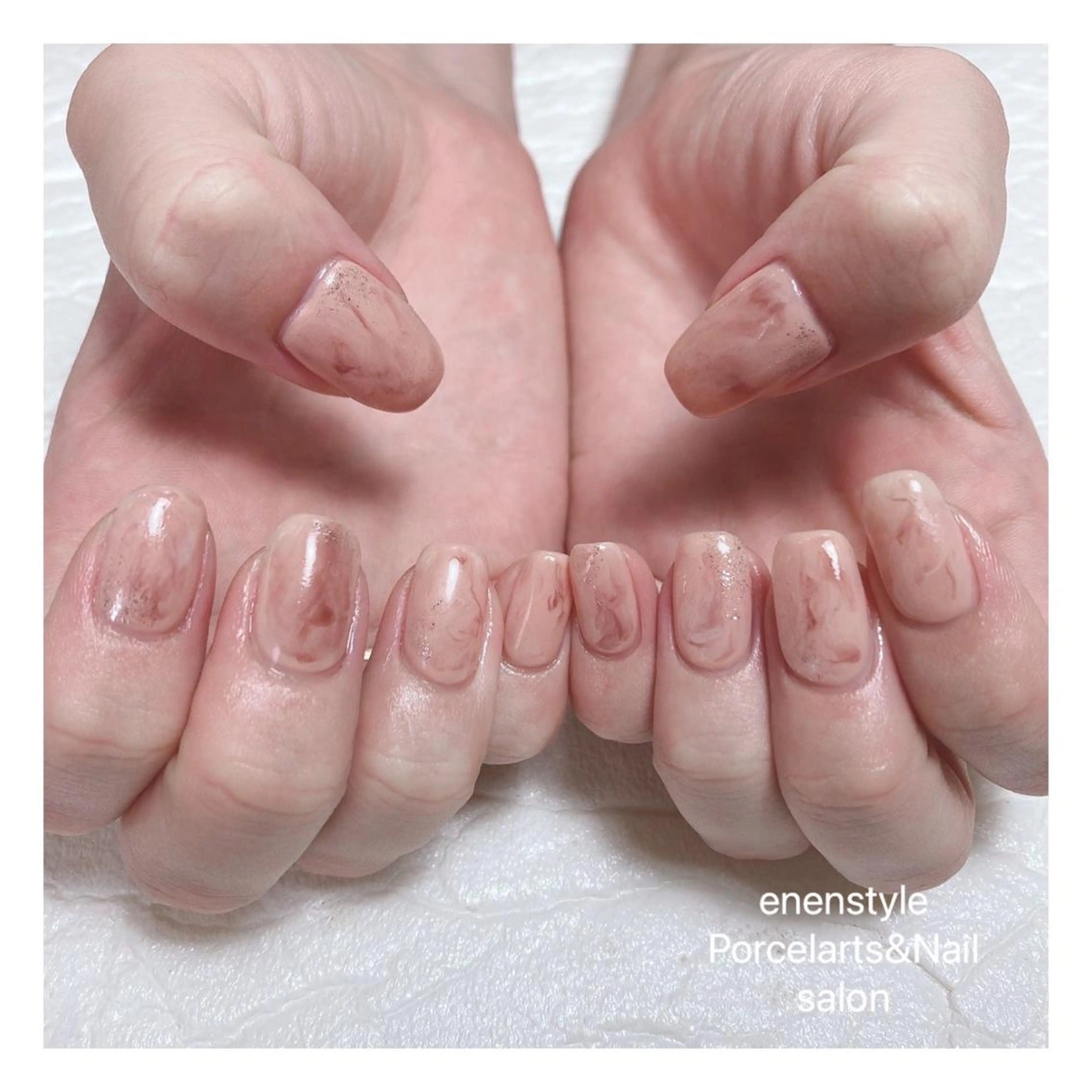 ミディアム ネイル ハンドネイル 👑enen style👑のネイルデザイン