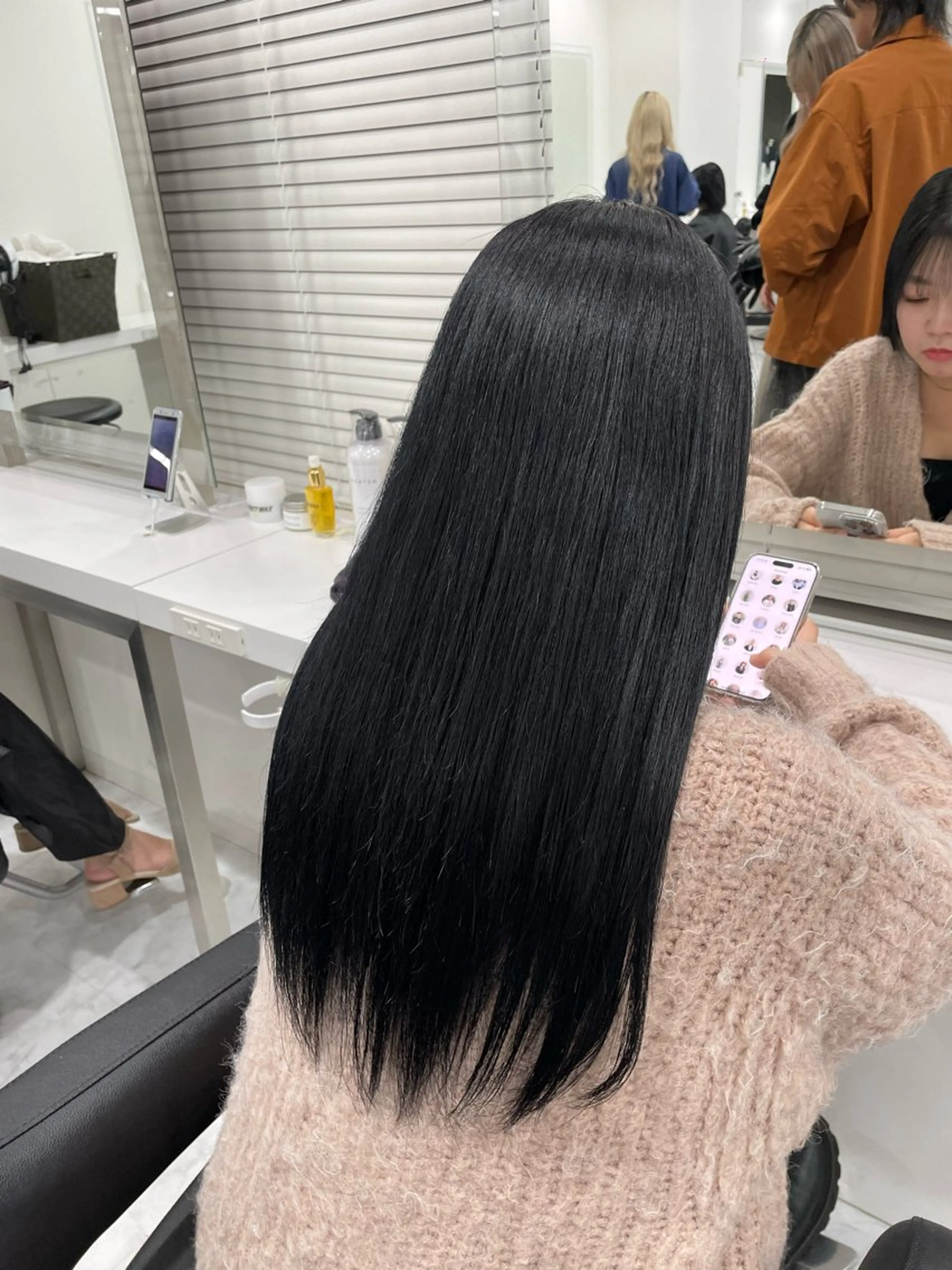 ロング カラー ヘアカラー 韓国アイドル🤍ブリ ーチカラー🤍わかなのヘアスタイル